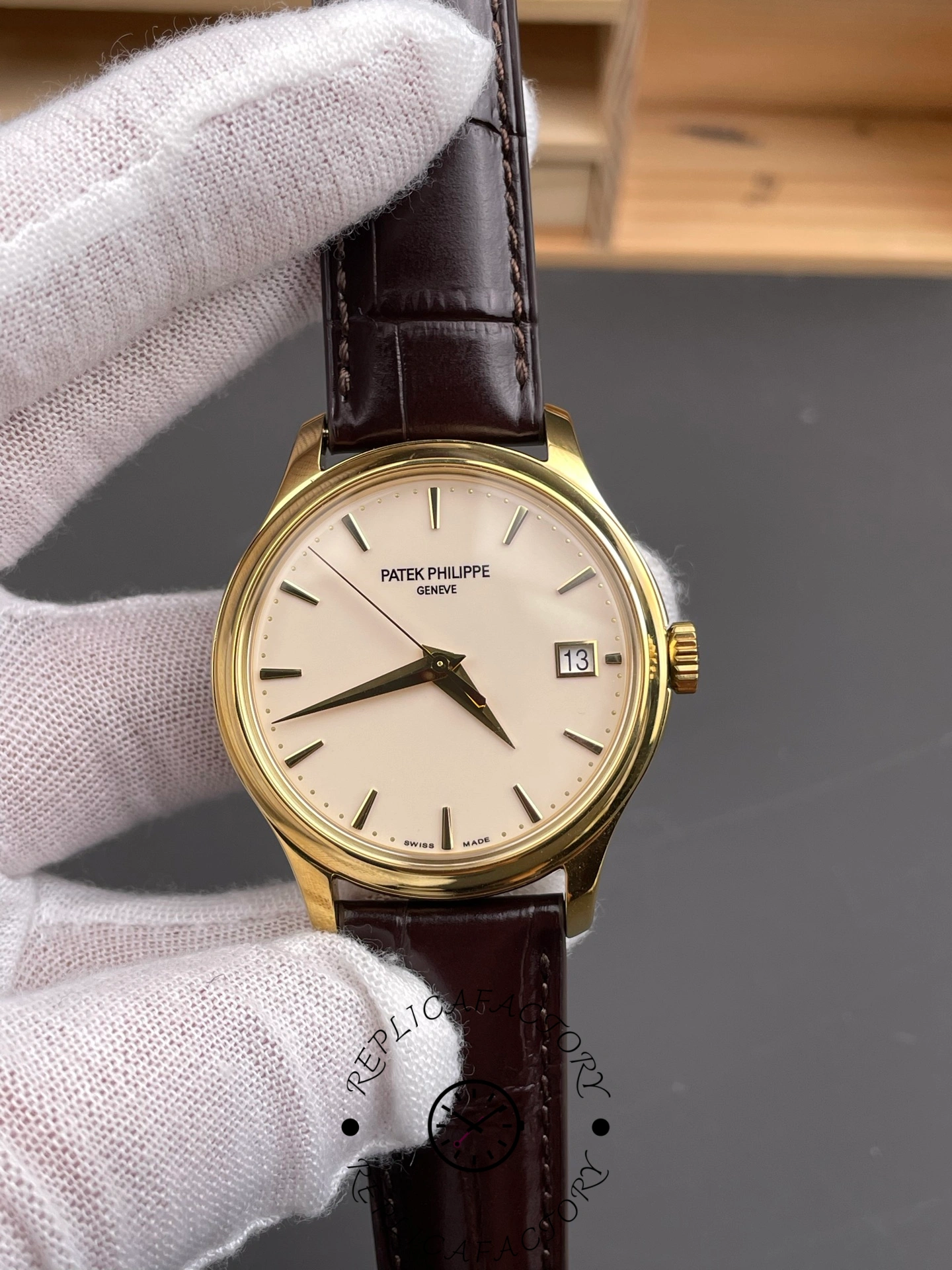 Patek Philippe Calatrava 5227J 001 Men's Replica