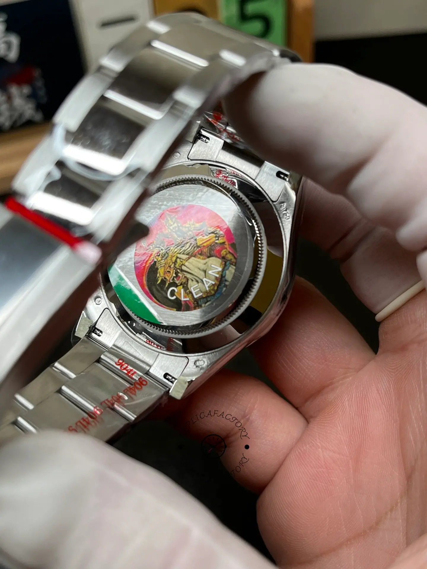 Case back view of Rolex Daytona 116509 with solid back and Oyster-style bracelet attached.