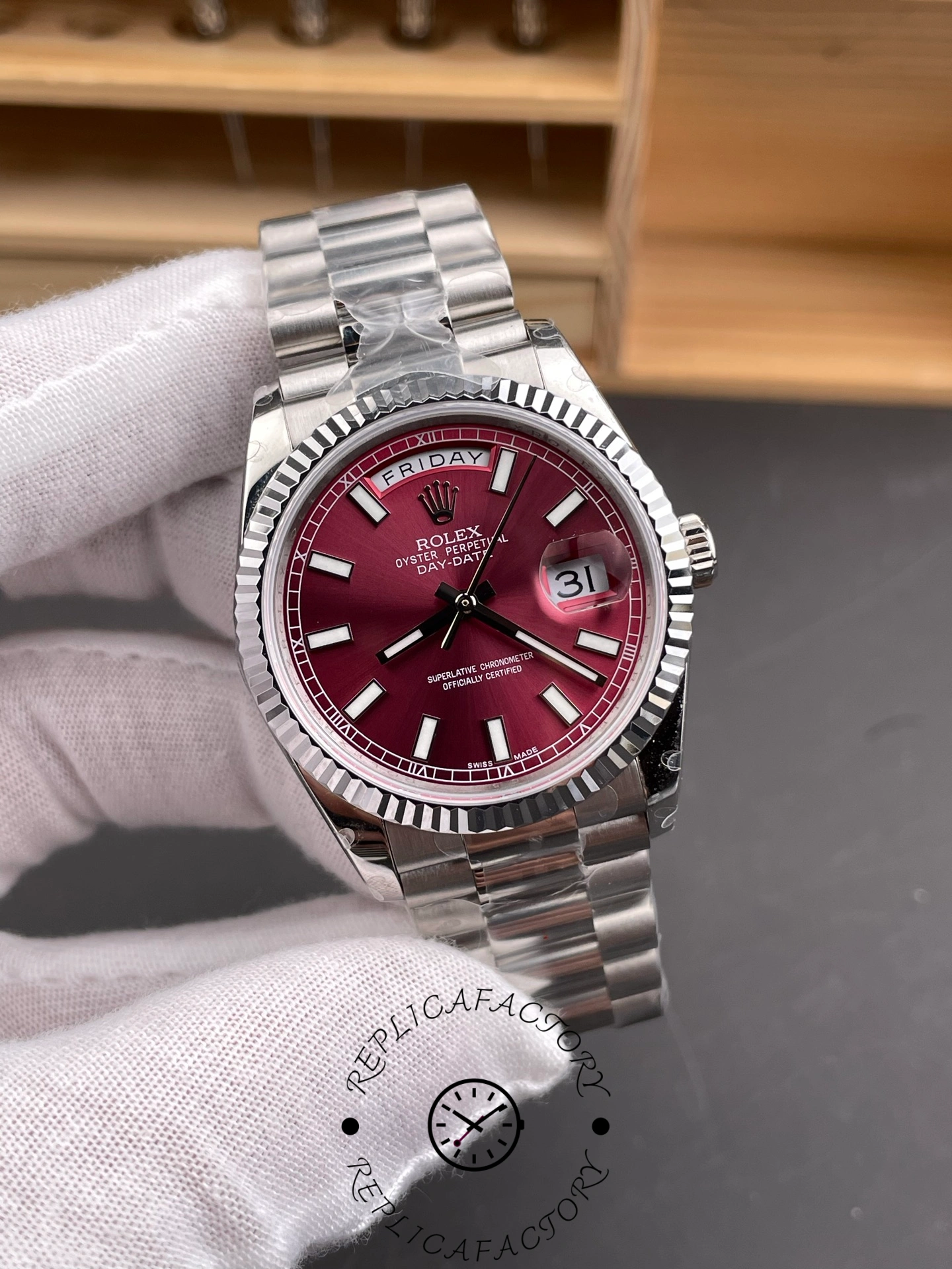 Rolex Day-Date 118239 Cherry Red Dial Fluted Bezel 36mm Lady Replica Watch