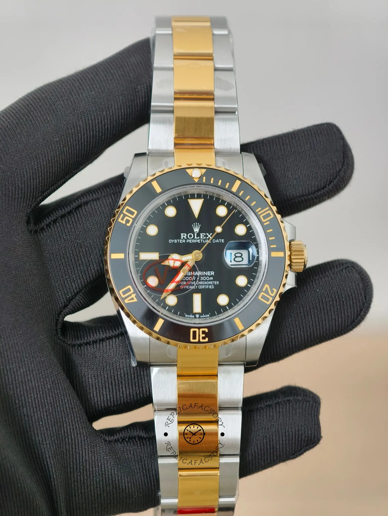 Rolex Submariner Date 116613 Stainless Steel Case Black Dial 40mm Mens Replica Watch