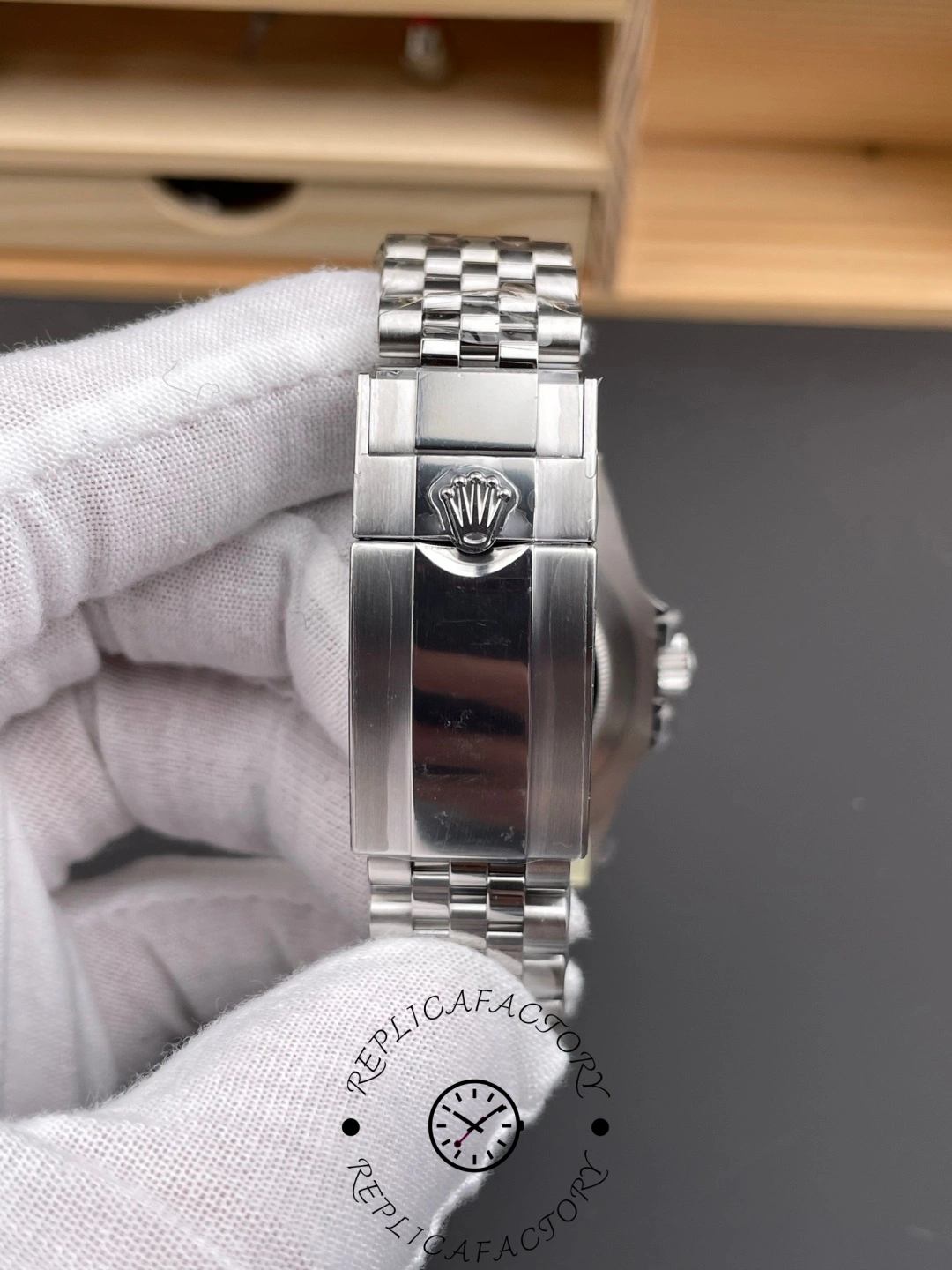 Rolex Gmt Master II Automatic Black Dial M126710GRNR 0003 40mm