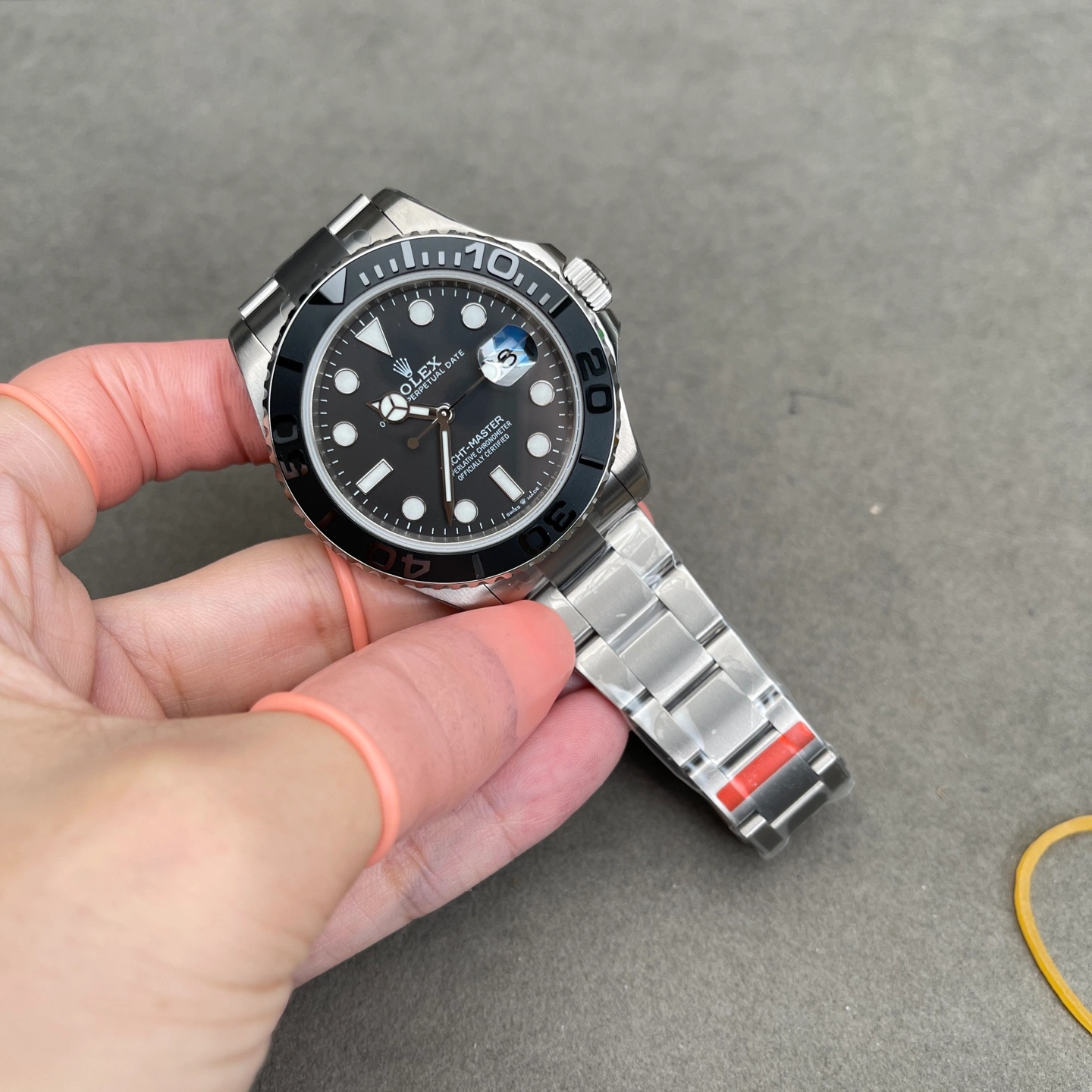 Grade 5 titanium watch showing the overall case and bracelet appearance