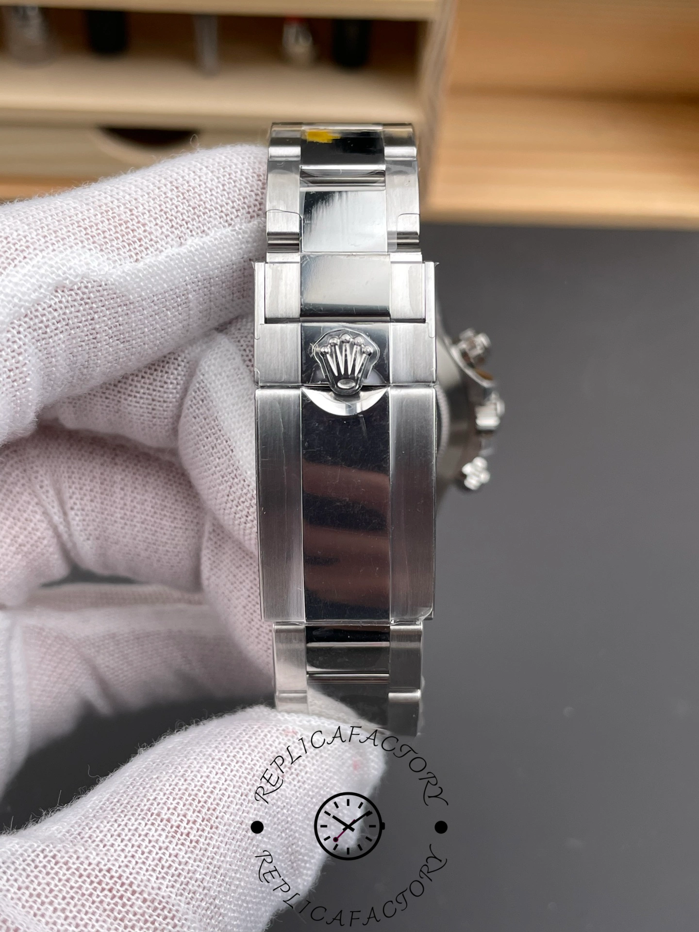 Rolex Daytona Stainless Steel Black Dial 116520 40MM