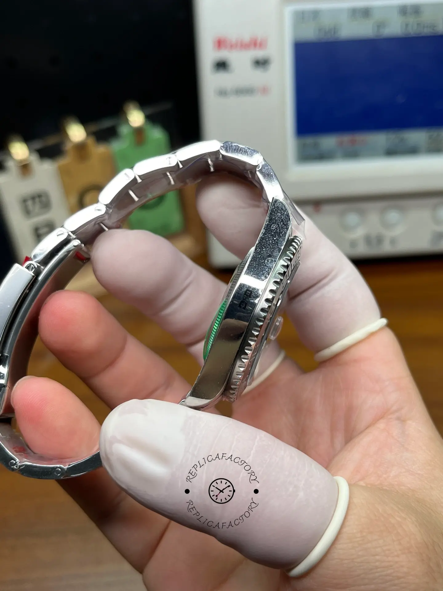 Rolex GMT Master II Oystersteel M126710GRNR 0004 Automatic 40mm