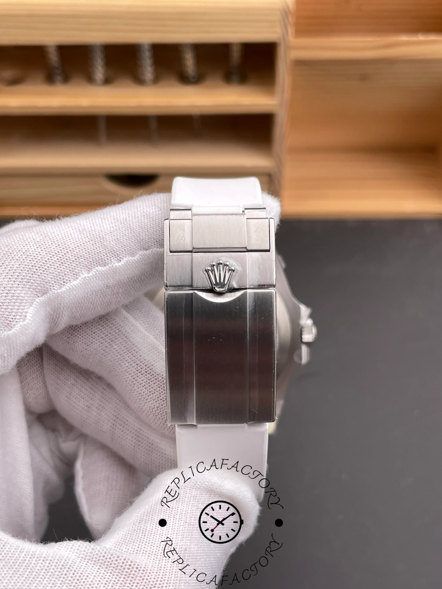 Rolex Explorer II 42mm Deployant Rubber Strap