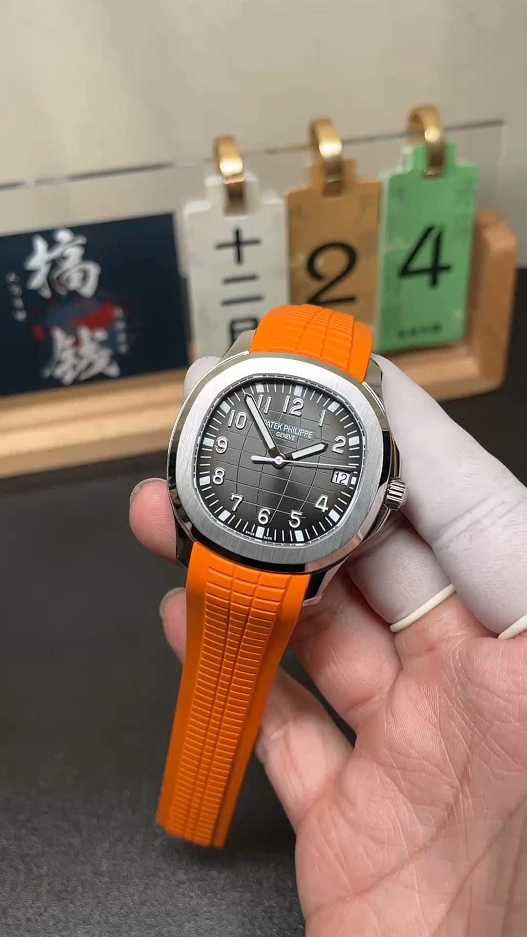Patek Philippe Aquanaut 5167A 001 Replica 40.8mm Orange Rubber Strap - Video