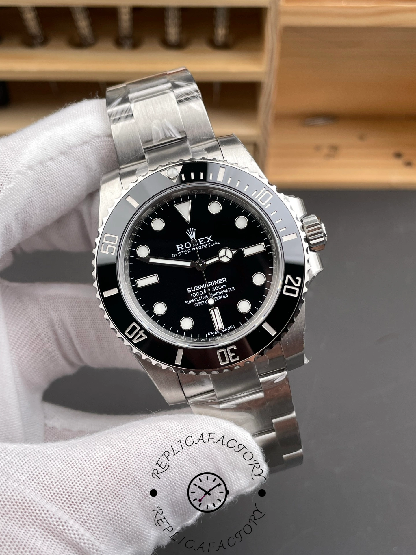 Rolex Submariner 114060 Stainless Steel Black Dial 40mm Mens Replica Watch
