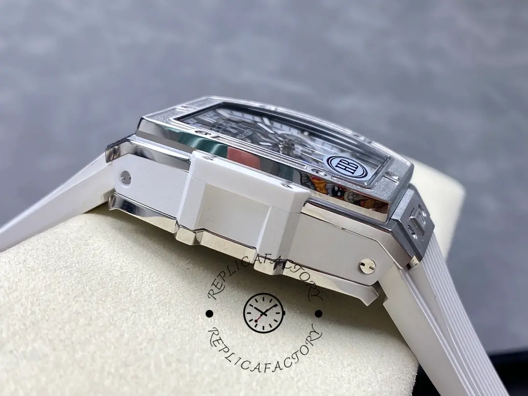 Side profile of Hublot 642.NE.2010.RW showing case flank and strap connection.