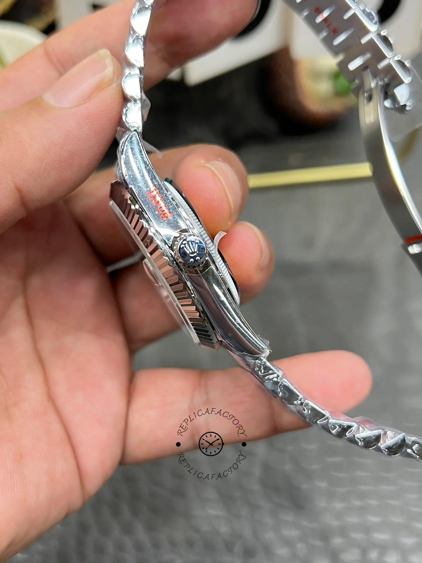 Rolex Day-Date 40MM White Gold 228239-0076 Blue Ombré Dial 1:1 Clone