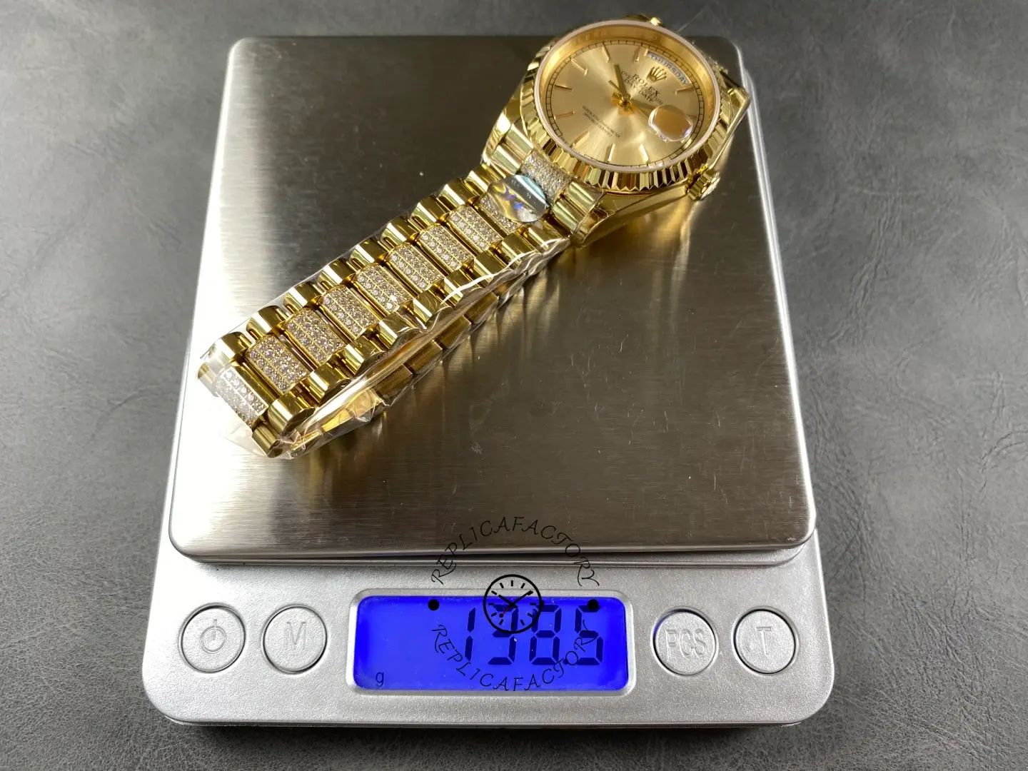 Rolex Day-Date 128238 0046 Replica Champagne Dial 36mm Fluted Bezel
