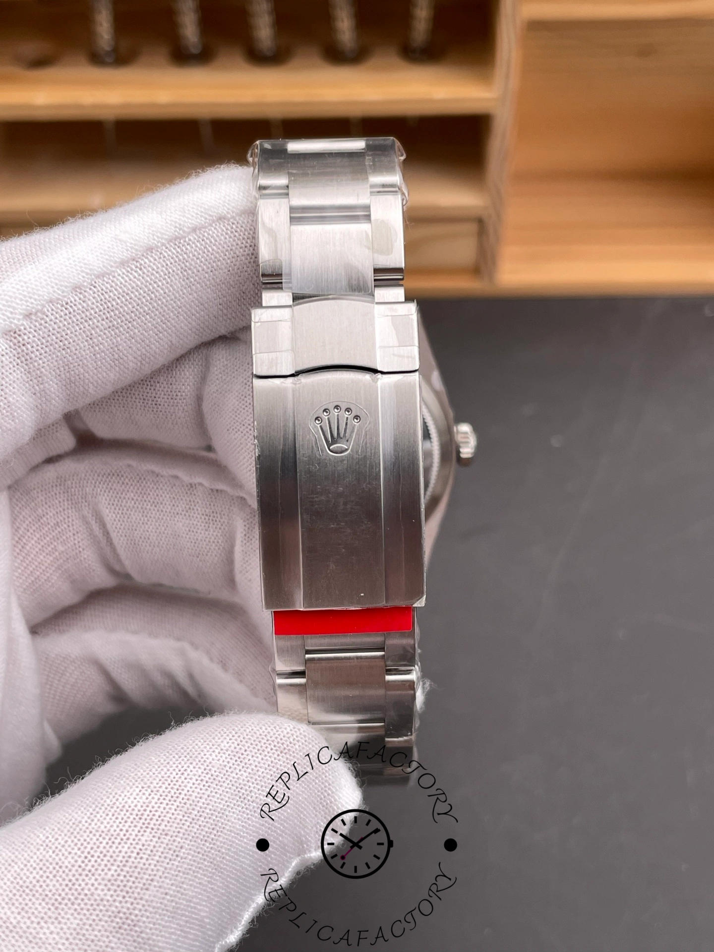 Rolex Oyster Perpetual 36 Oystersteel M126000 0015