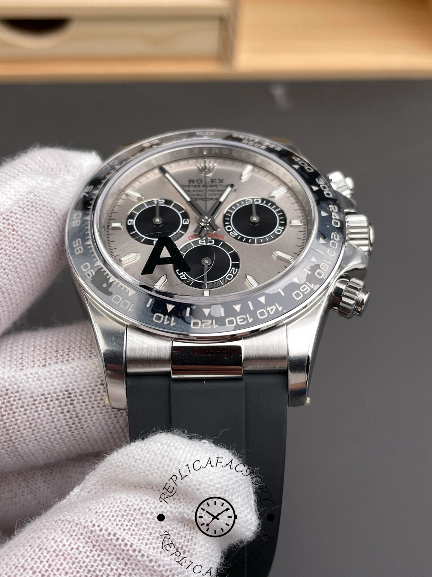 Rolex Daytona 126519LN 0006 40mm Silver Ghost Dial White Gold Oysterflex