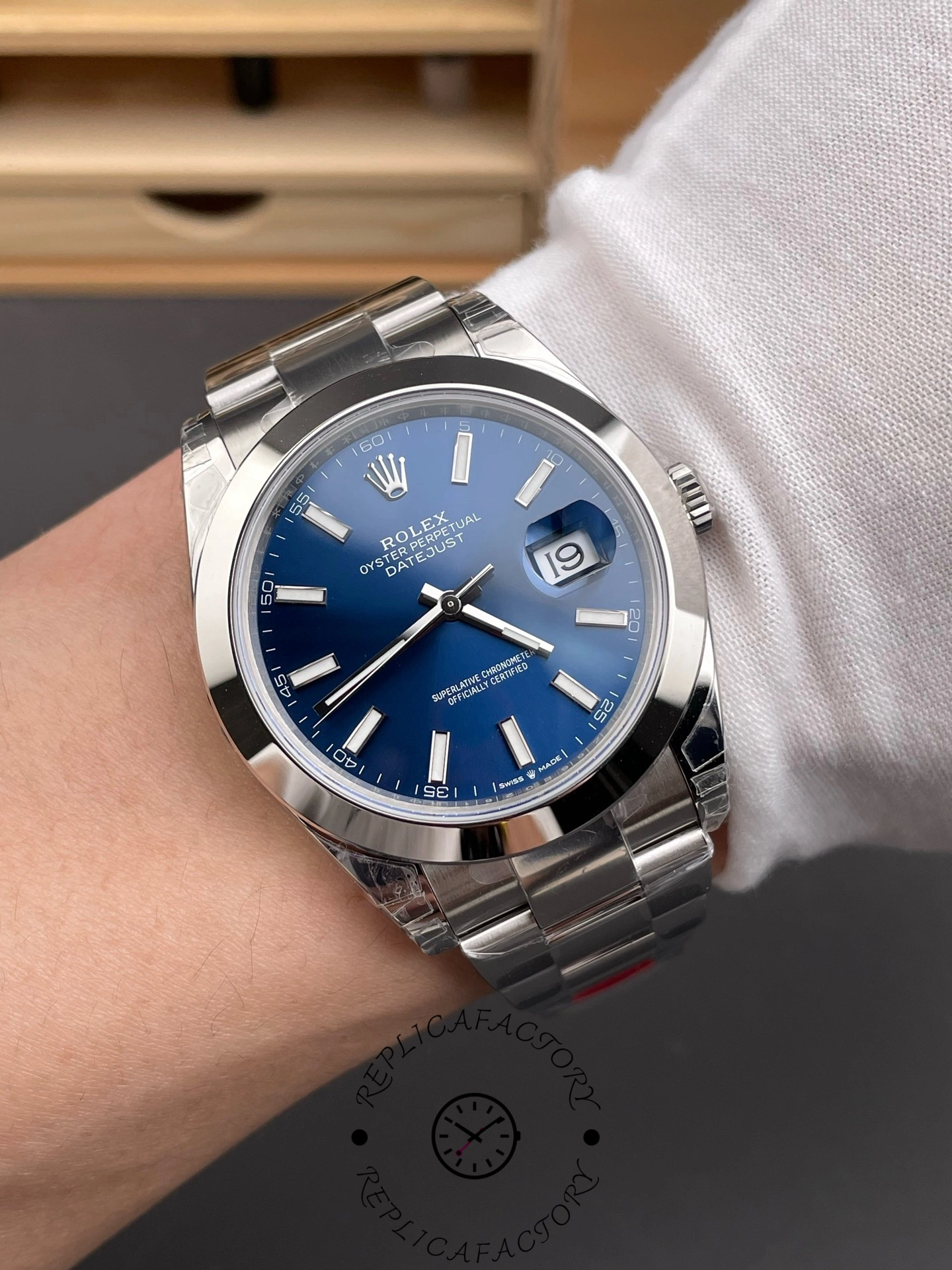 Rolex Datejust 41mm 126300-0001 Blue Dial Stainless Steel Oyster Bracelet Men's Replica Watch