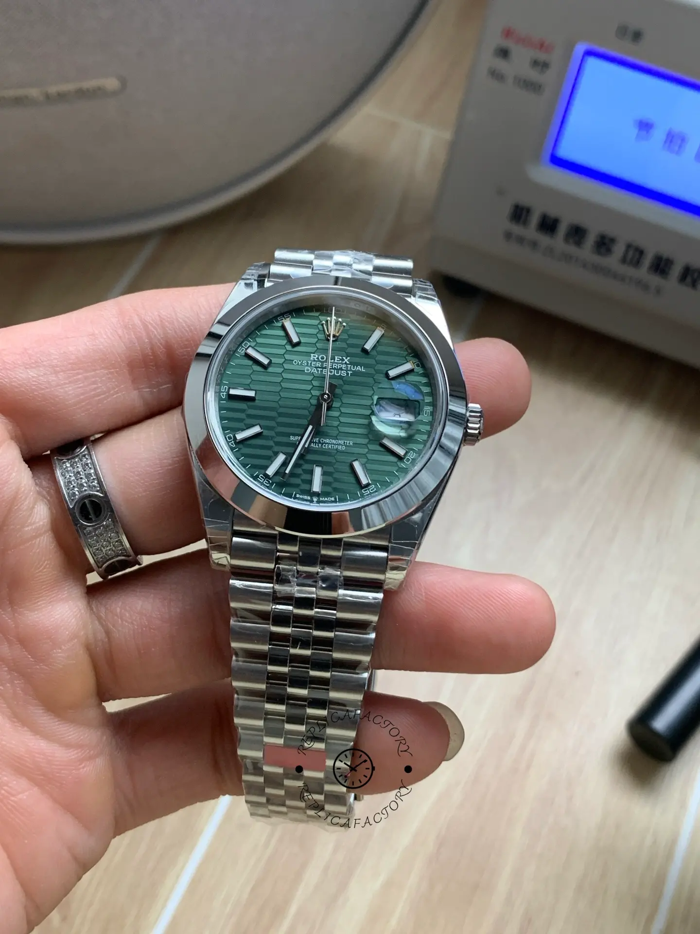 Rolex Datejust 41 Mint Green Dial with Smooth Bezel 126300 Men's Watch
