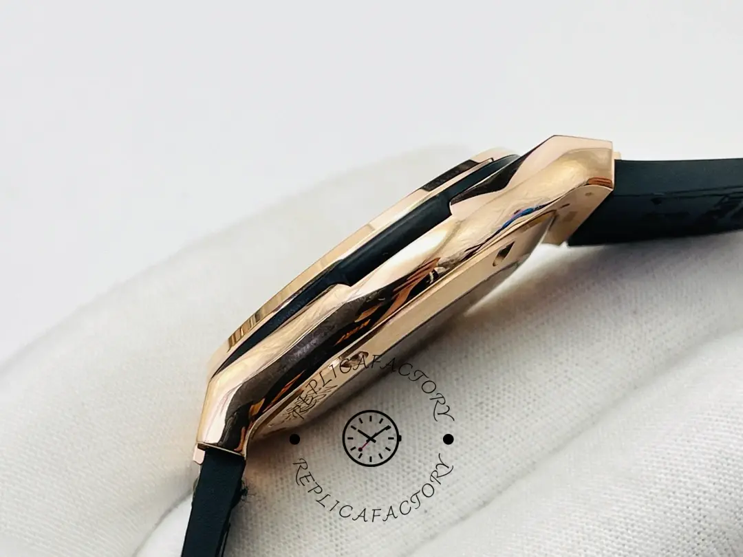 Hublot Classic Fusion 542.OX.1181.LR.1704 case side profile, slim bezel and polished case edge.