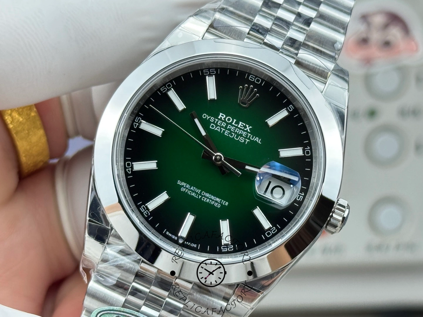 1:1 Rolex Datejust 126300-0026 41 Green Ombre Jubilee Replica