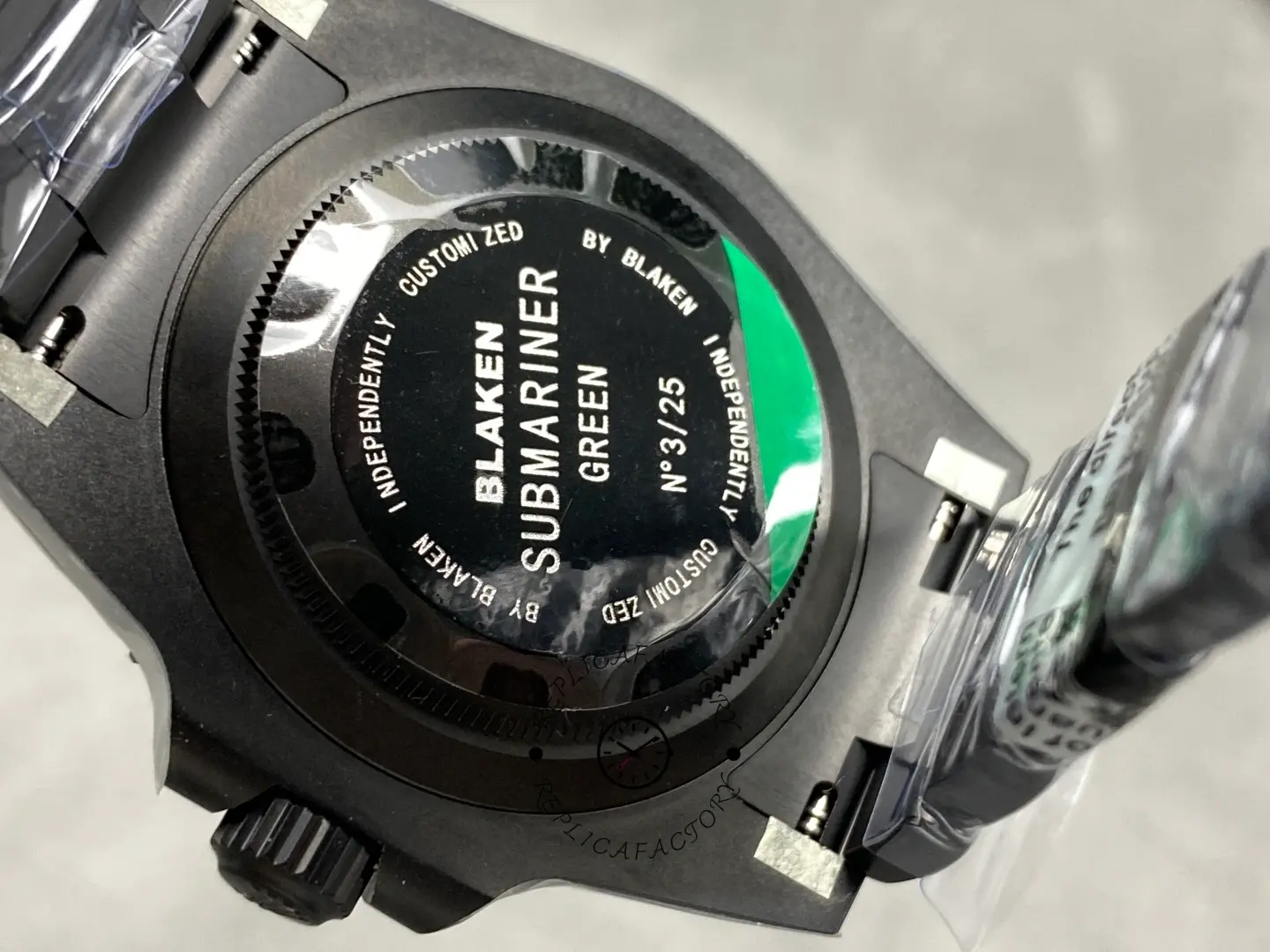 Rolex Submariner 'Hulk' 116610LV