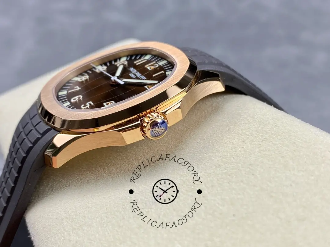 Replica Patek Philippe Aquanaut 5167R 001 40mm Mens Watch
