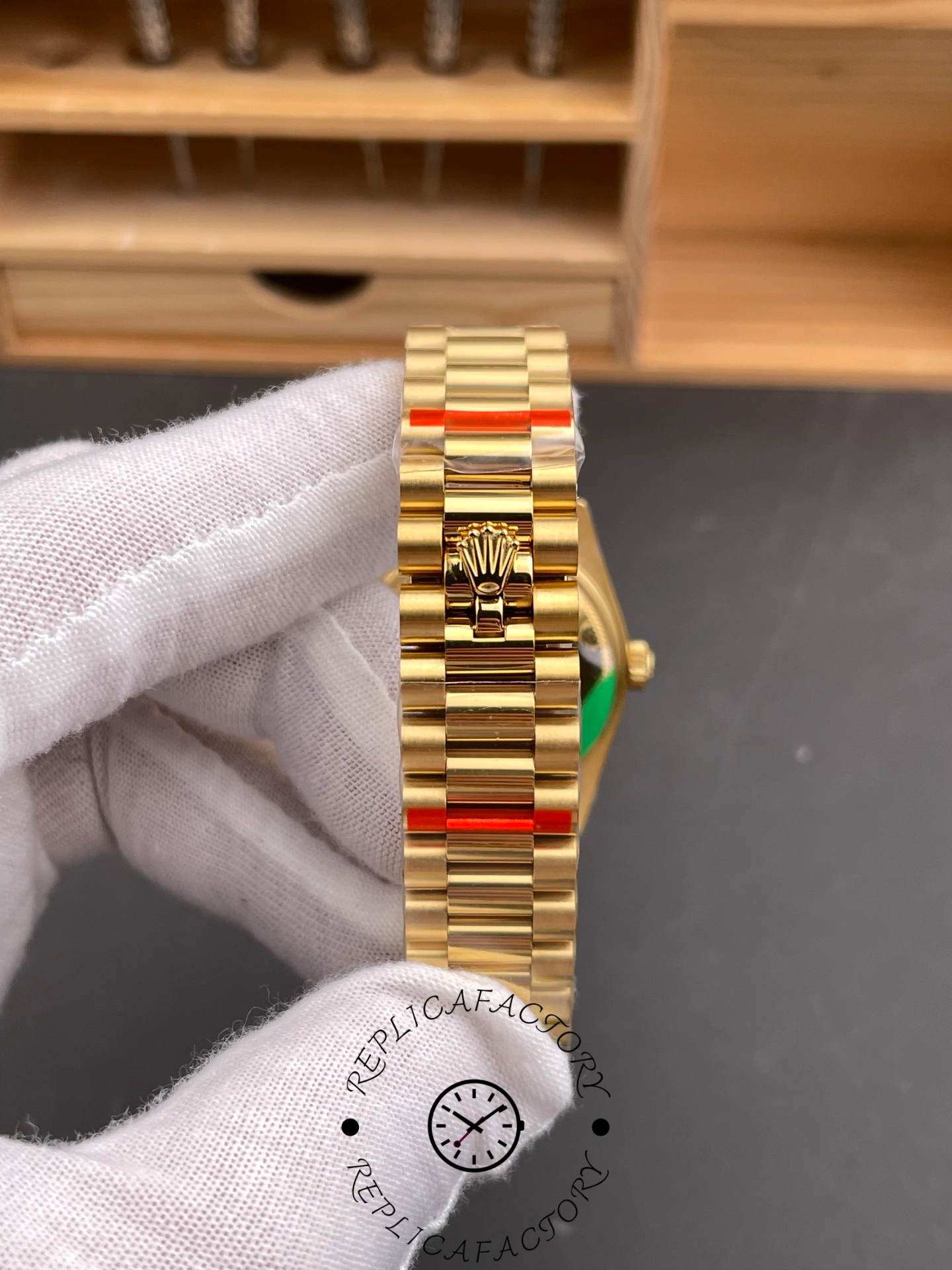 Rolex Datejust 31 Yellow Gold Mother-of-Pearl Diamond Dial M278278-0010 Women's Watch