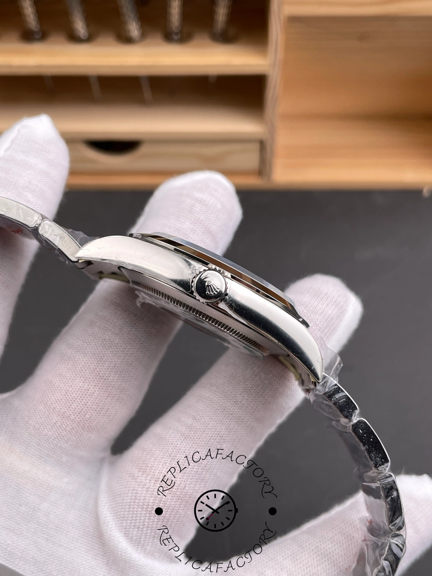 Rolex Air-King 126900 1:1 Clone White Dial Oyster Bracelet