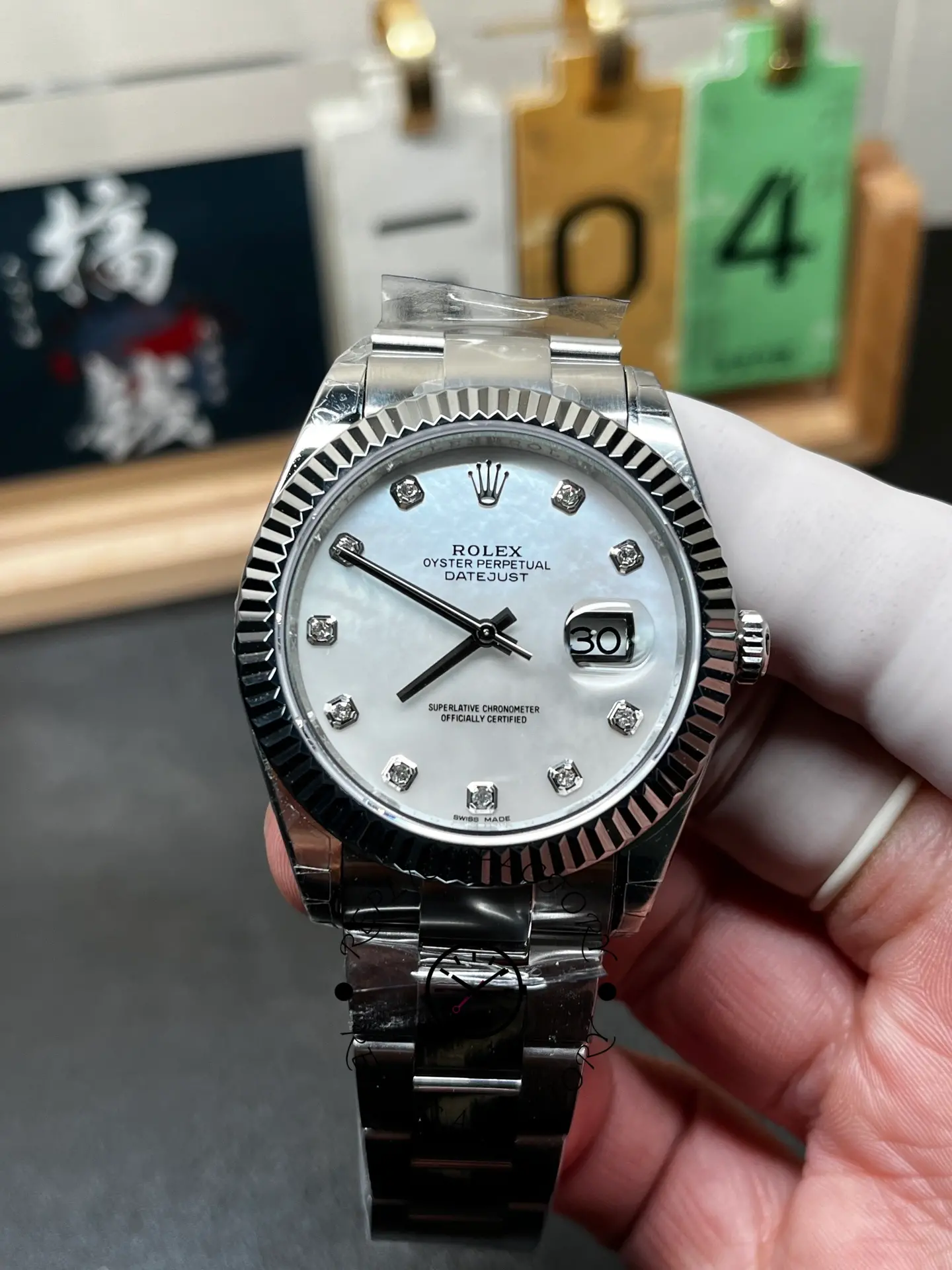 Rolex Datejust 126334-0019 Fluted Bezel White MOP Dial 41MM Mens Replica Watch