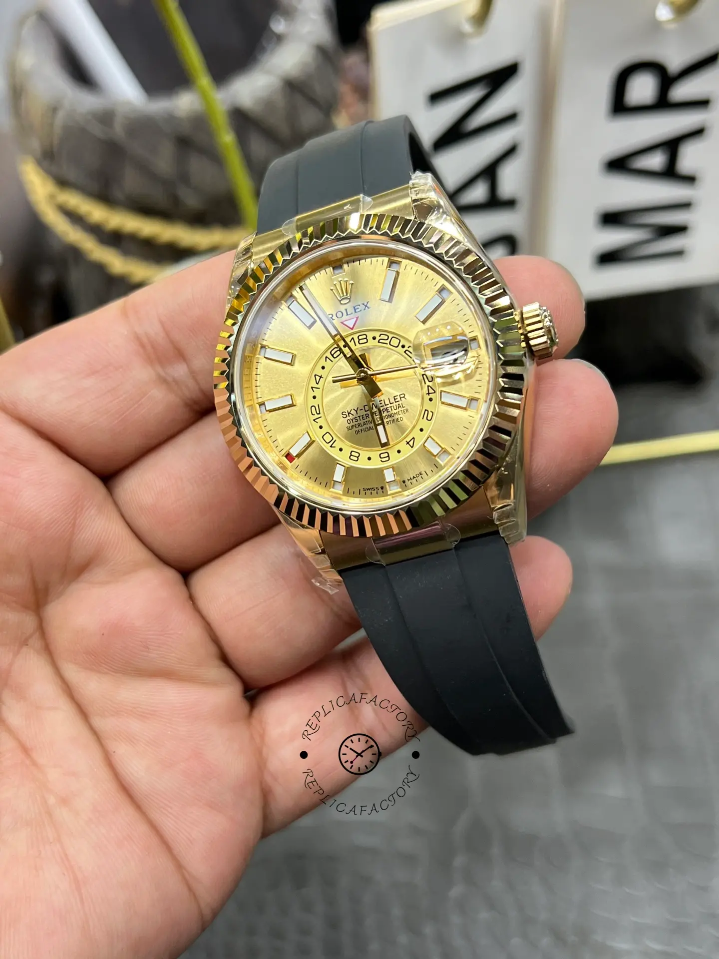 Rolex Sky Dweller m336238 0001 42MM