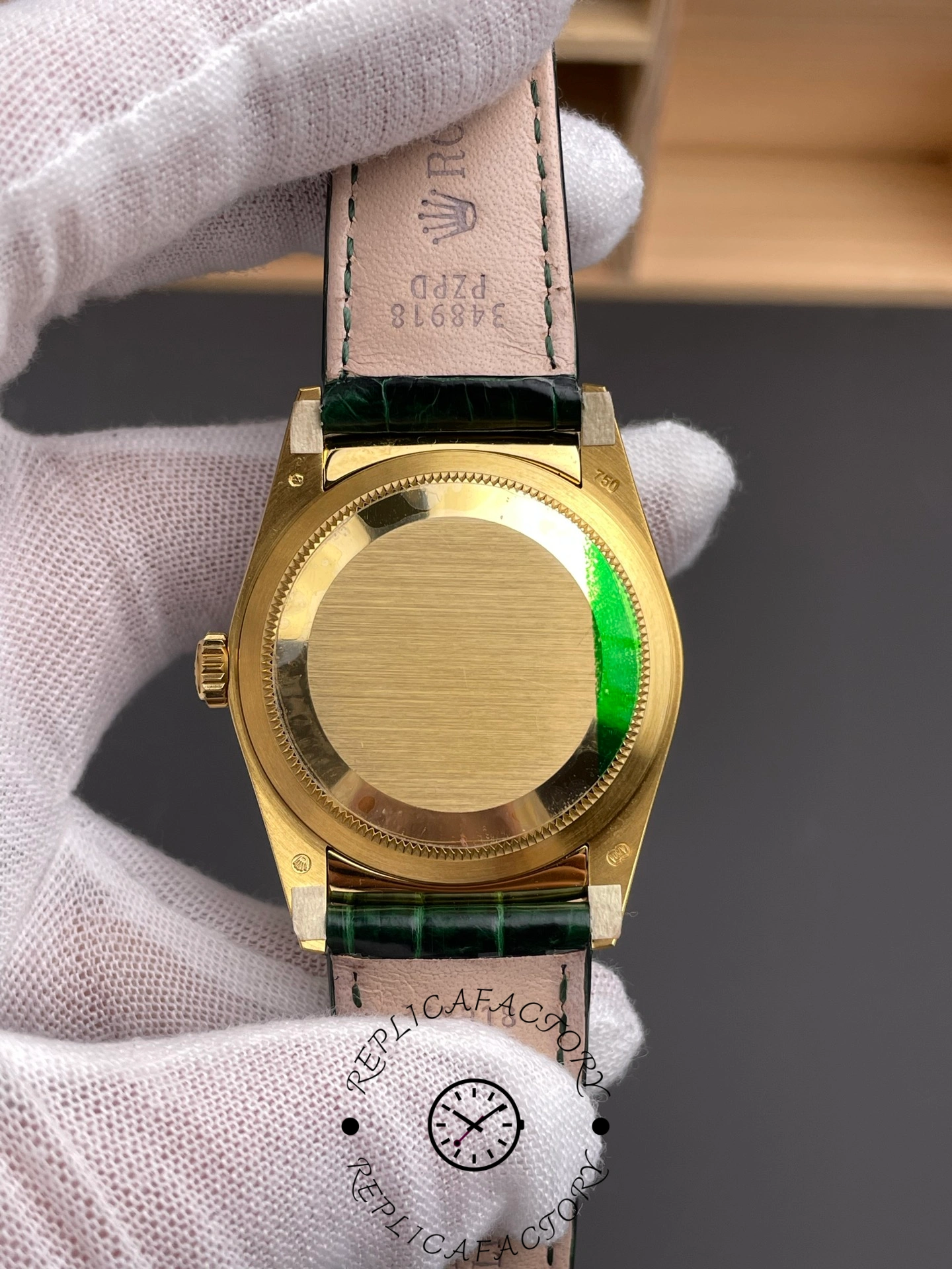 Rolex Day Date 36 Green Dial Solid 18k Yellow Gold 118138 0003