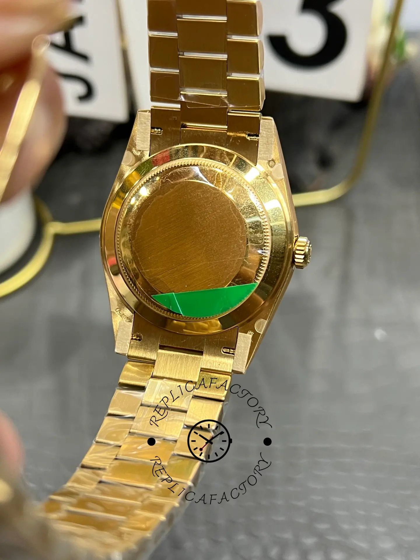 Rolex Day Date 40 18K Yellow Gold Green Dial Diamond Bezel M228348RBR 0040 Men's Watch