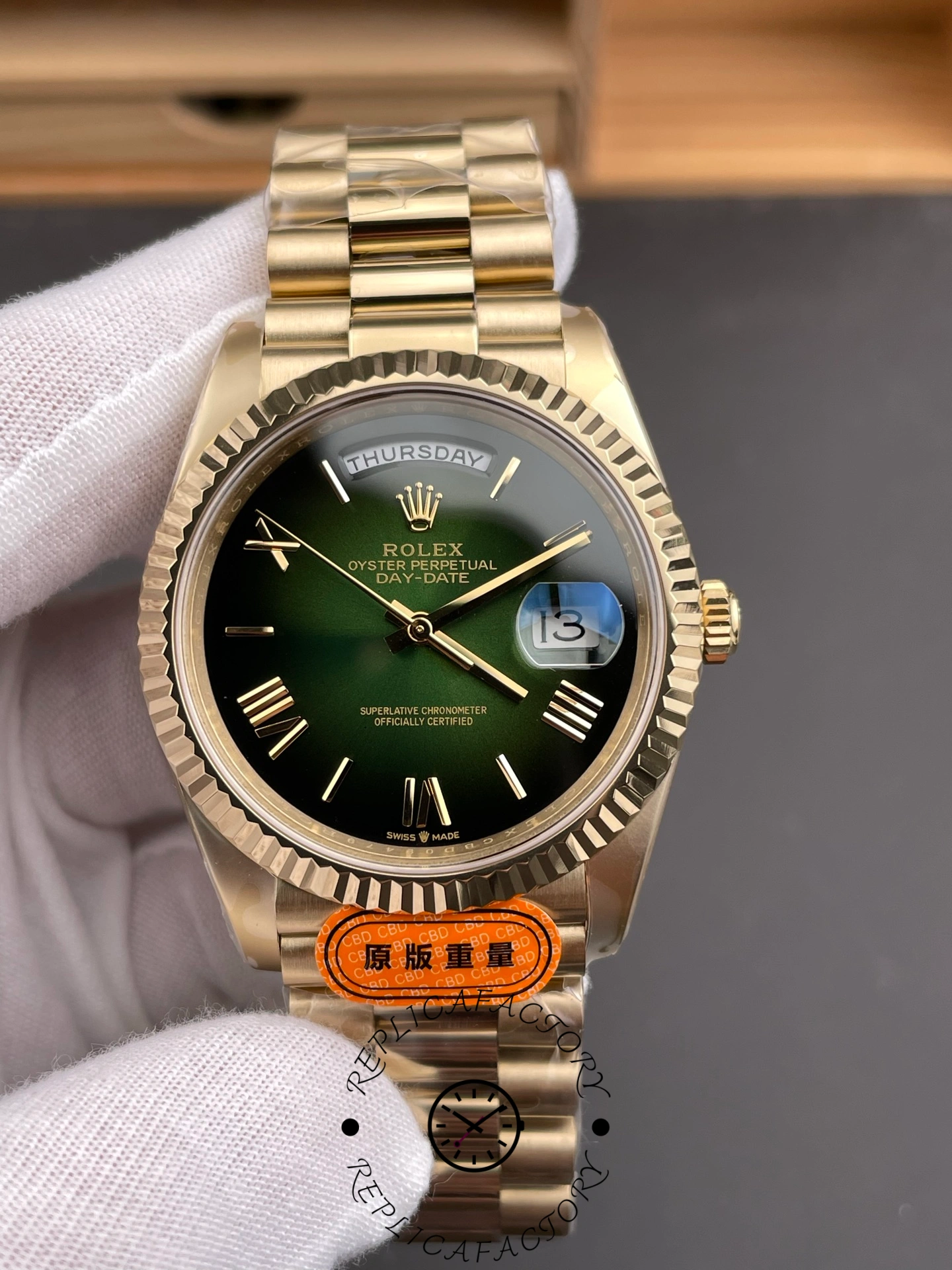 Rolex Day Date 40 Yellow Gold Green Ombre Dial M228238 0069 Replica