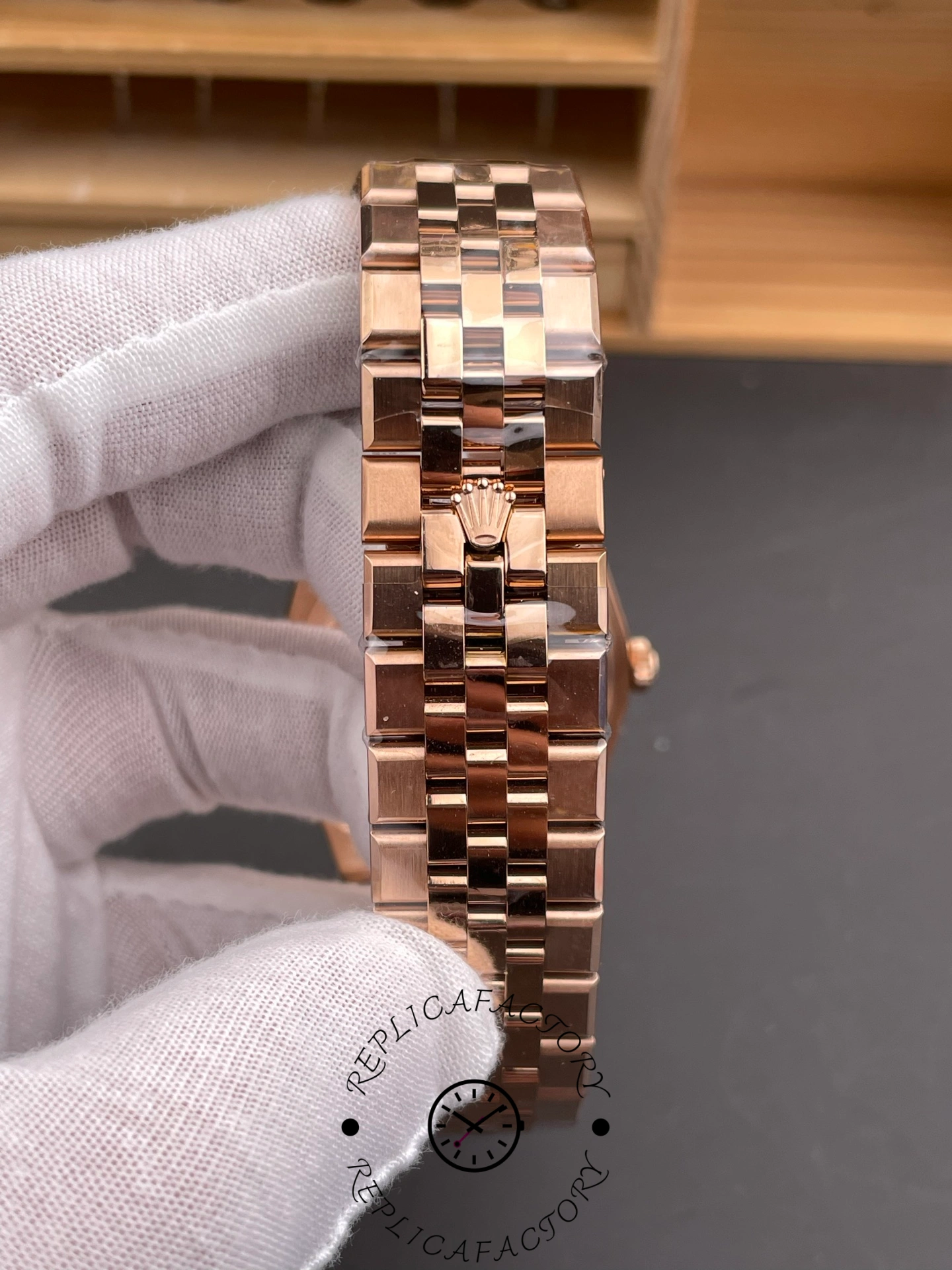 2025 Rolex Land Dweller m127385tbr 0003 Replica