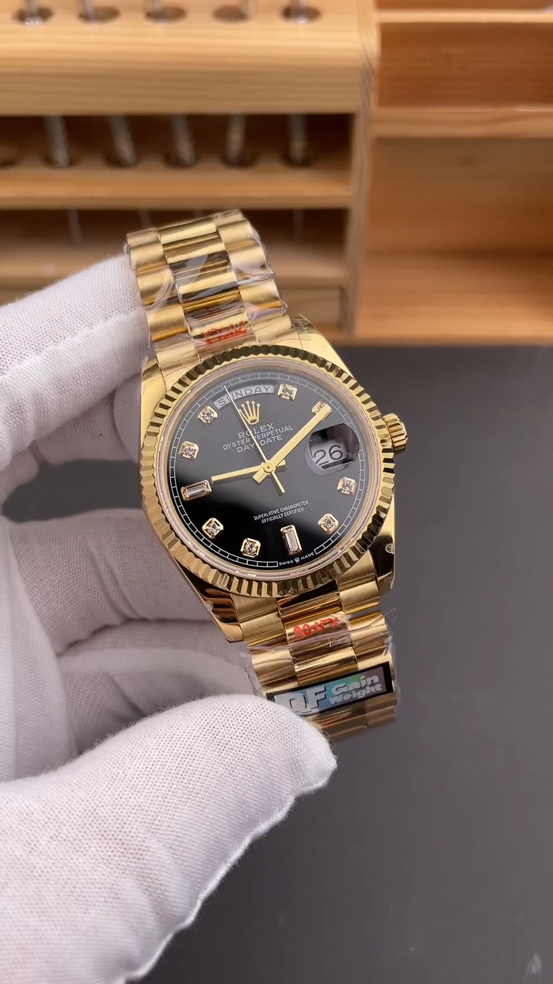 Rolex Day-Date 36mm Yellow Gold 128238