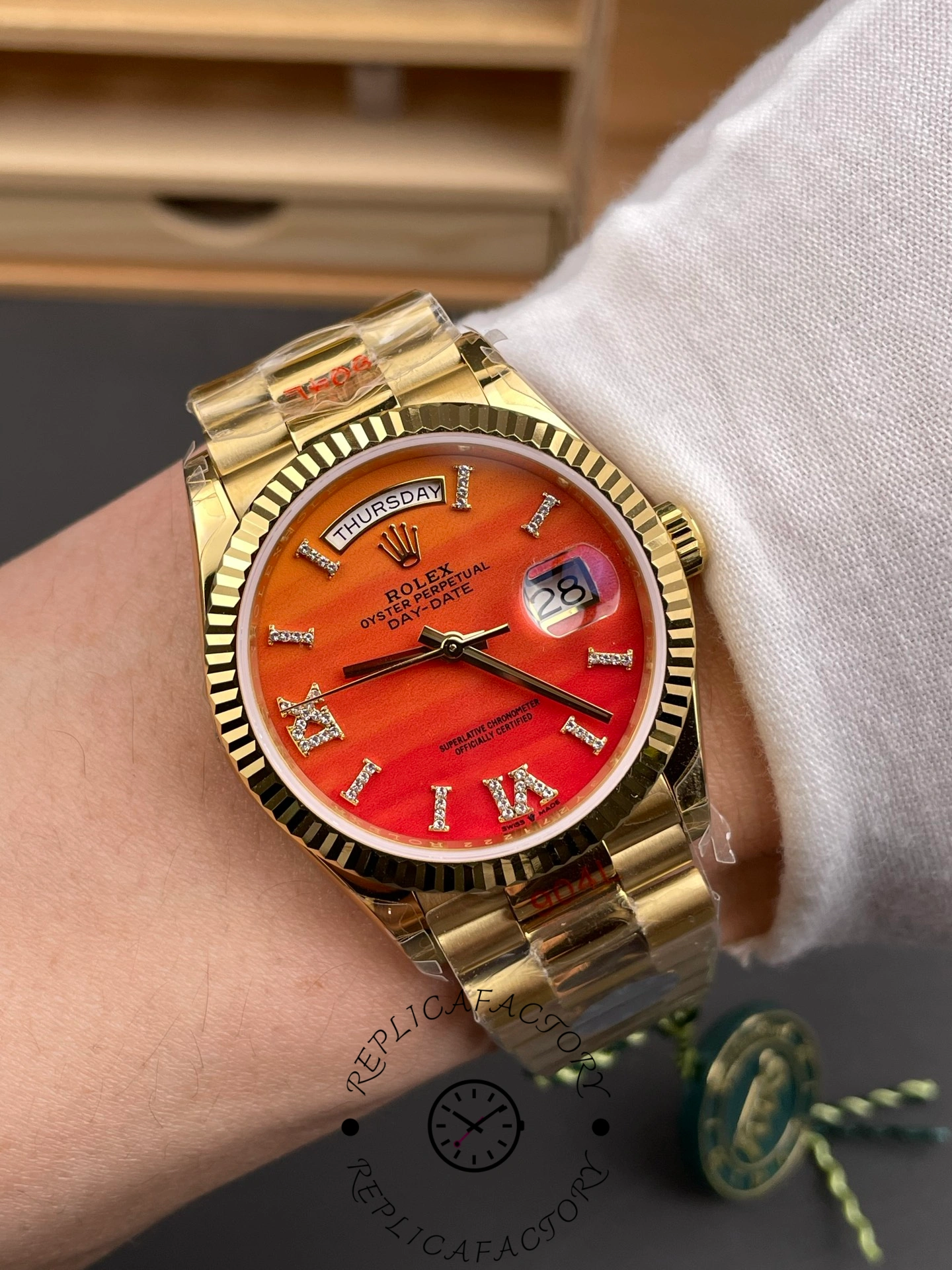 Rolex Day-Date 128238 Fluted Bezel Carnelian dial 36MM Unisex Replica Watch