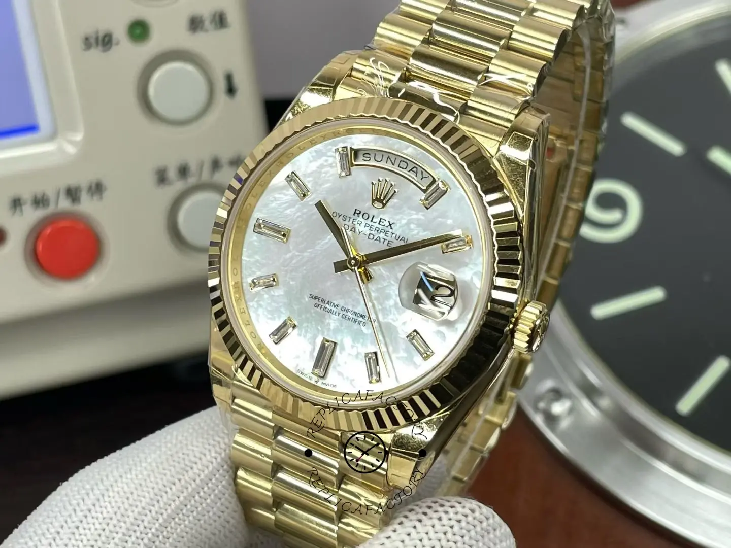 Rolex Day Date Oyster 40 mm Yellow Gold President Mother of Pearl Diamond Dial M228238 0071