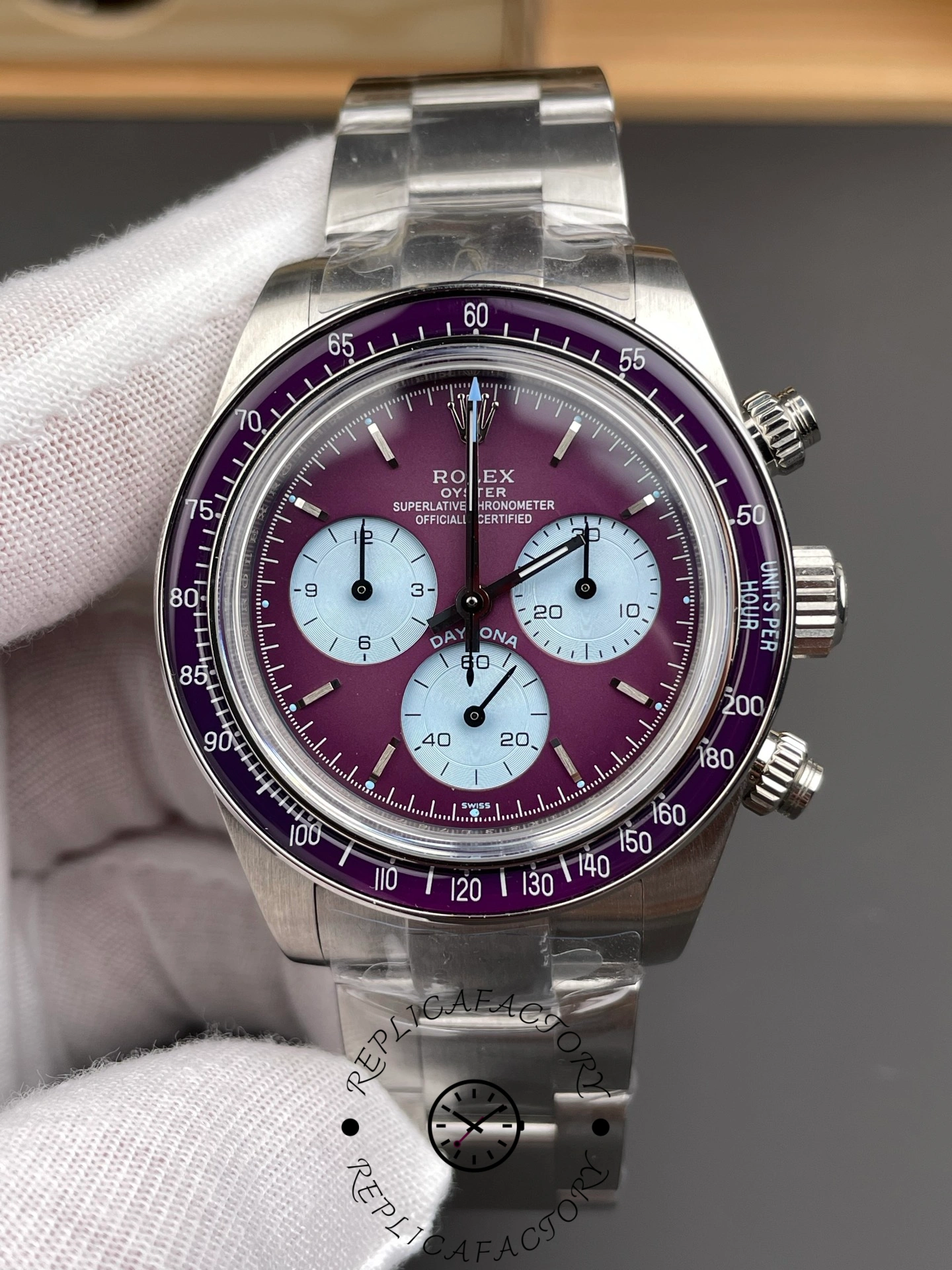 Rolex Daytona Artisans de Genève Customized 40mm Burgundy Purple dial Mens Watch