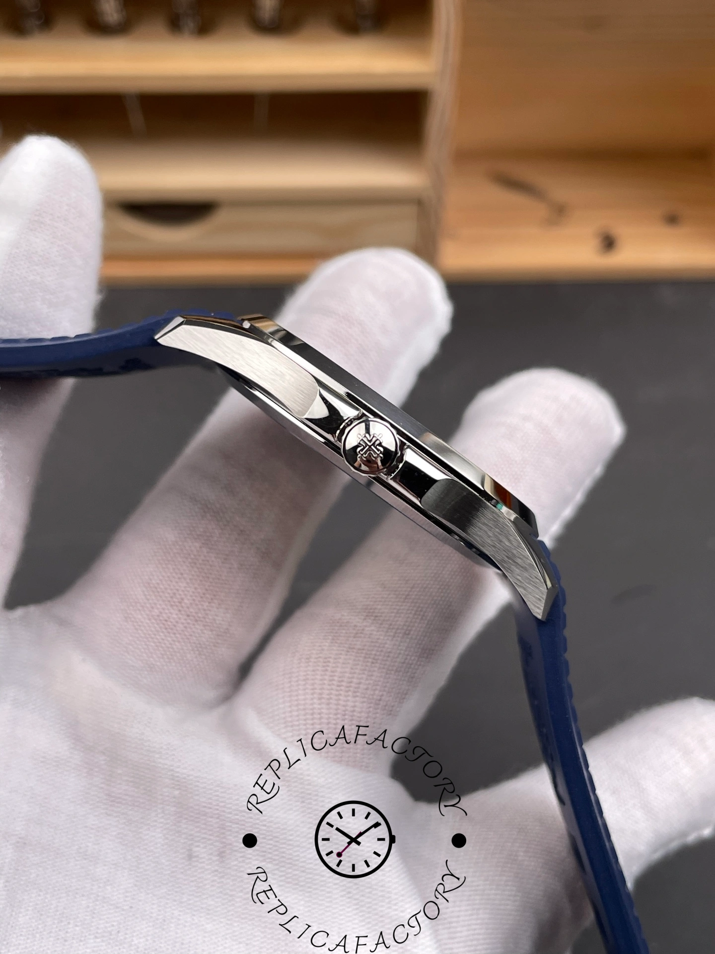 Replica Patek Philippe Aquanaut 5168G 001 40mm Mens Watch