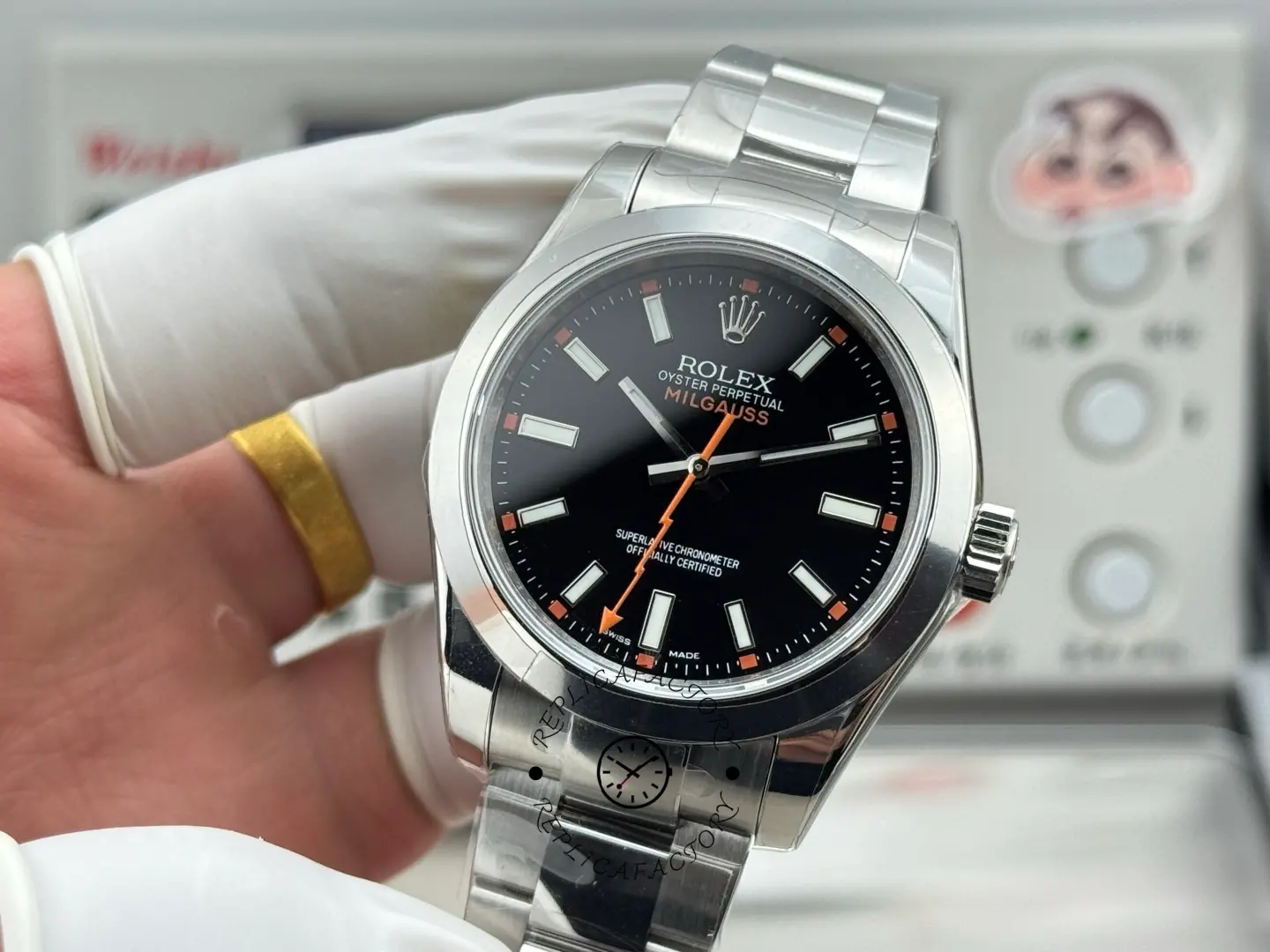 Rolex Milgauss 116400-0001 Stainless Steel Black Dial 40mm Mens Replica Watch