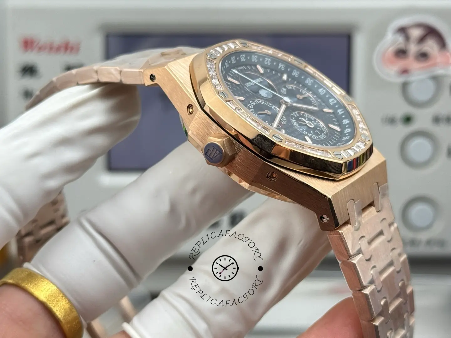 AP 26598BC.ZZ.1220BC.01 Royal Oak 41 Blue Dial 1:1 Clone Rose Gold