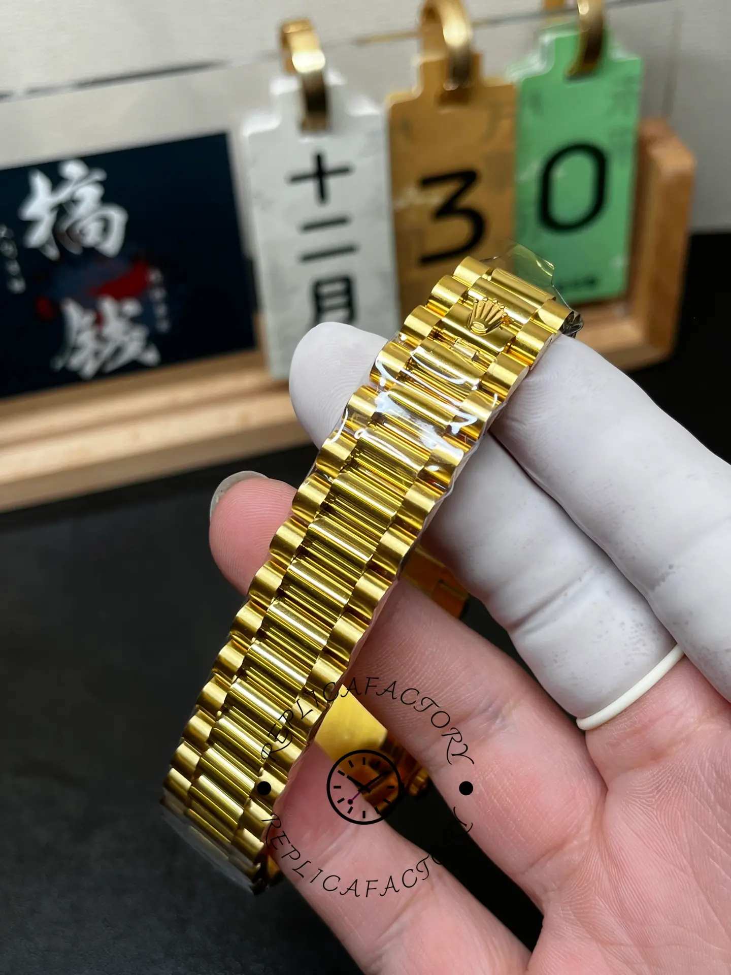 Rolex Day Date 36mm Yellow Gold 128238 0011 MOP Diamond