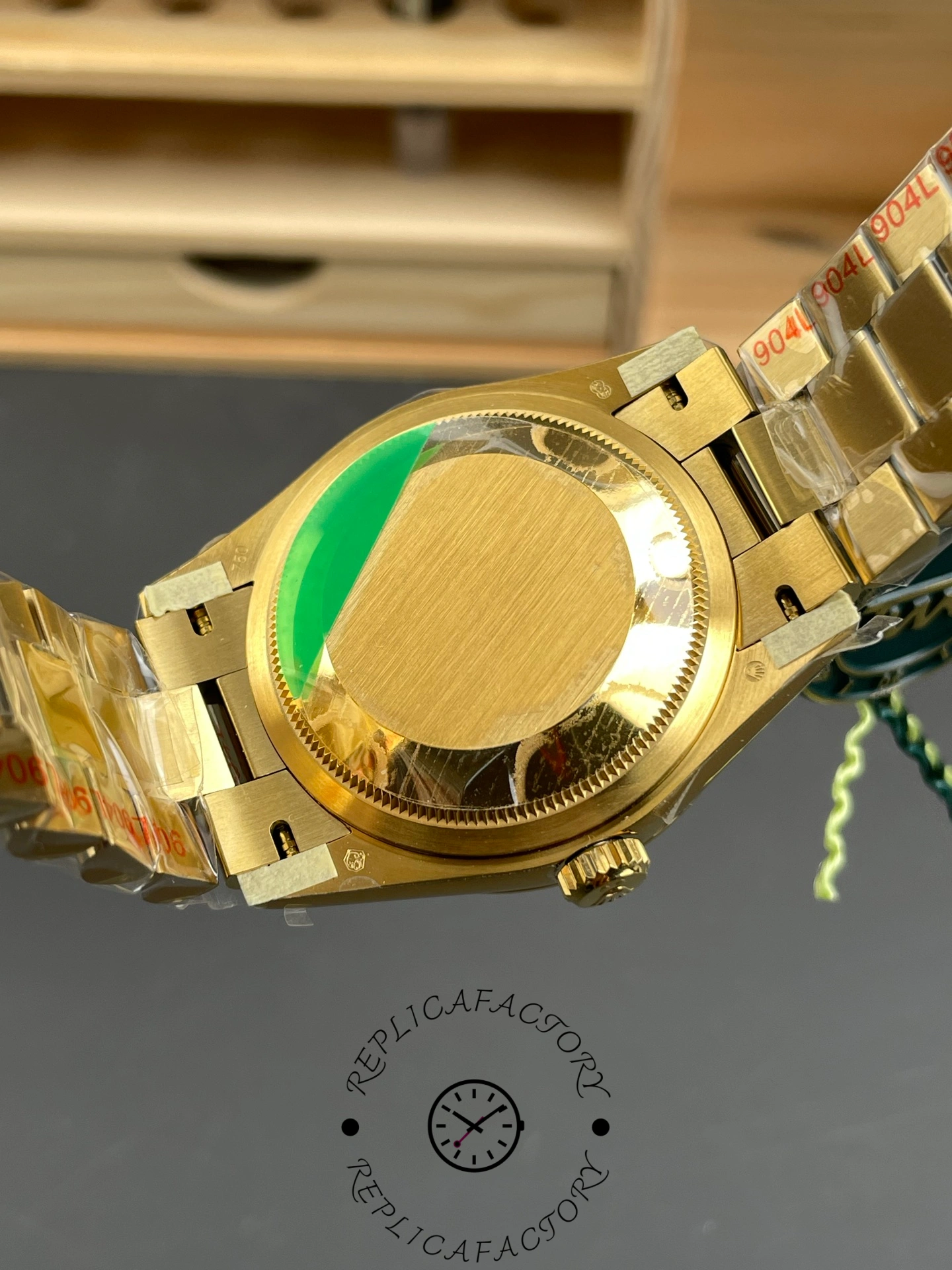 Rolex Day-Date 128238 Fluted Bezel Carnelian dial 36MM Unisex Replica Watch