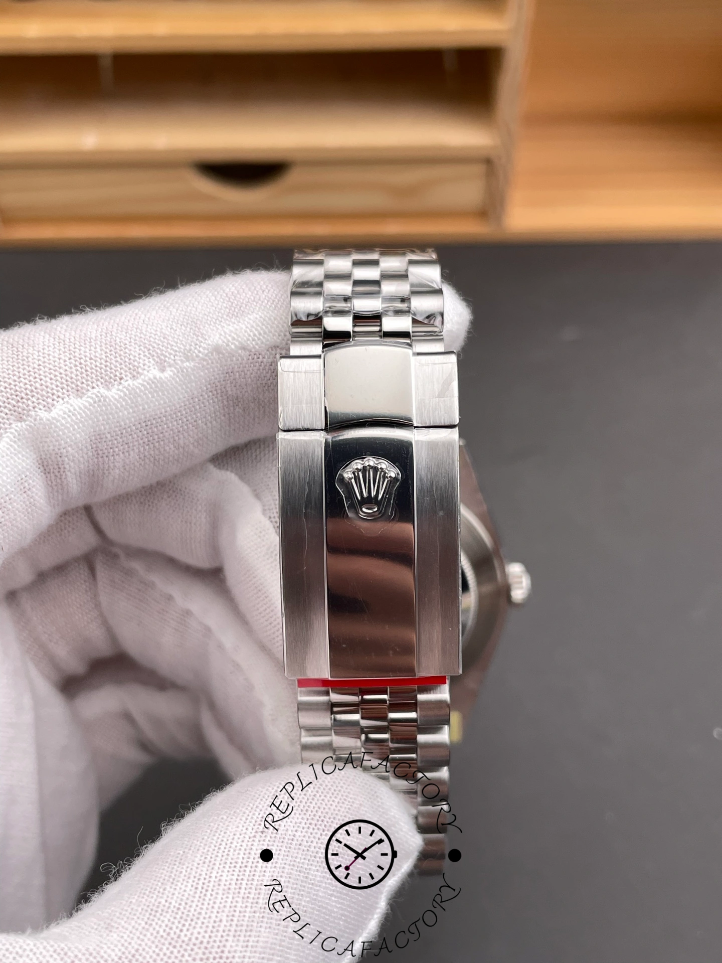 Rolex Datejust 41mm Stainless Steel 126334 0030 Mint Green Dial Fluted Jubilee
