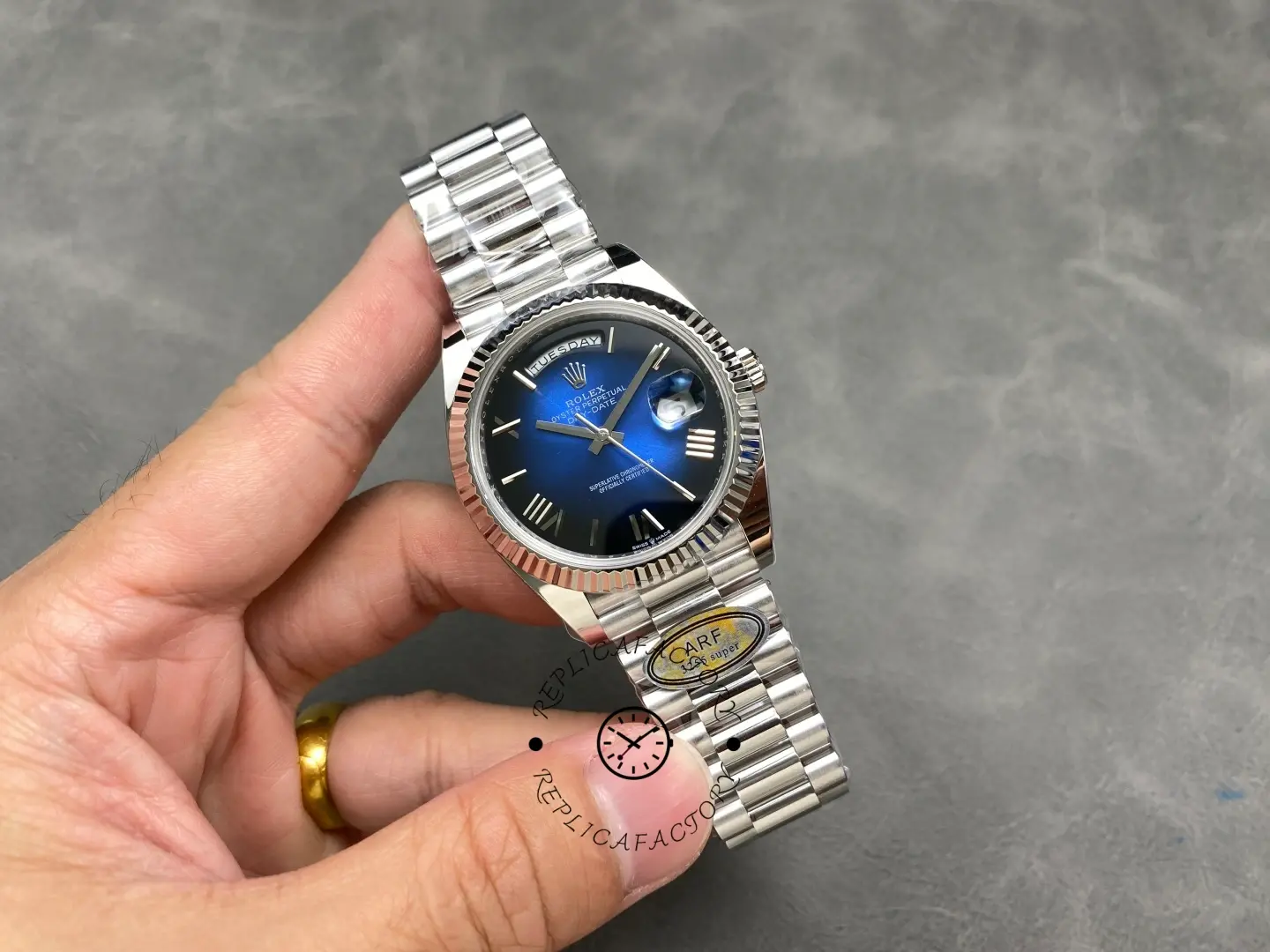 Rolex Day-Date 40MM White Gold 228239-0076 Blue Ombré Dial 1:1 Clone