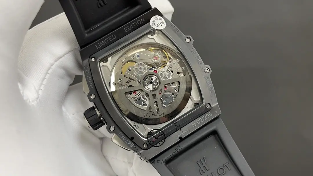 A close-up of the case back of Hublot watch 642.CI.0170.RX shows the transparent case back and movement window.