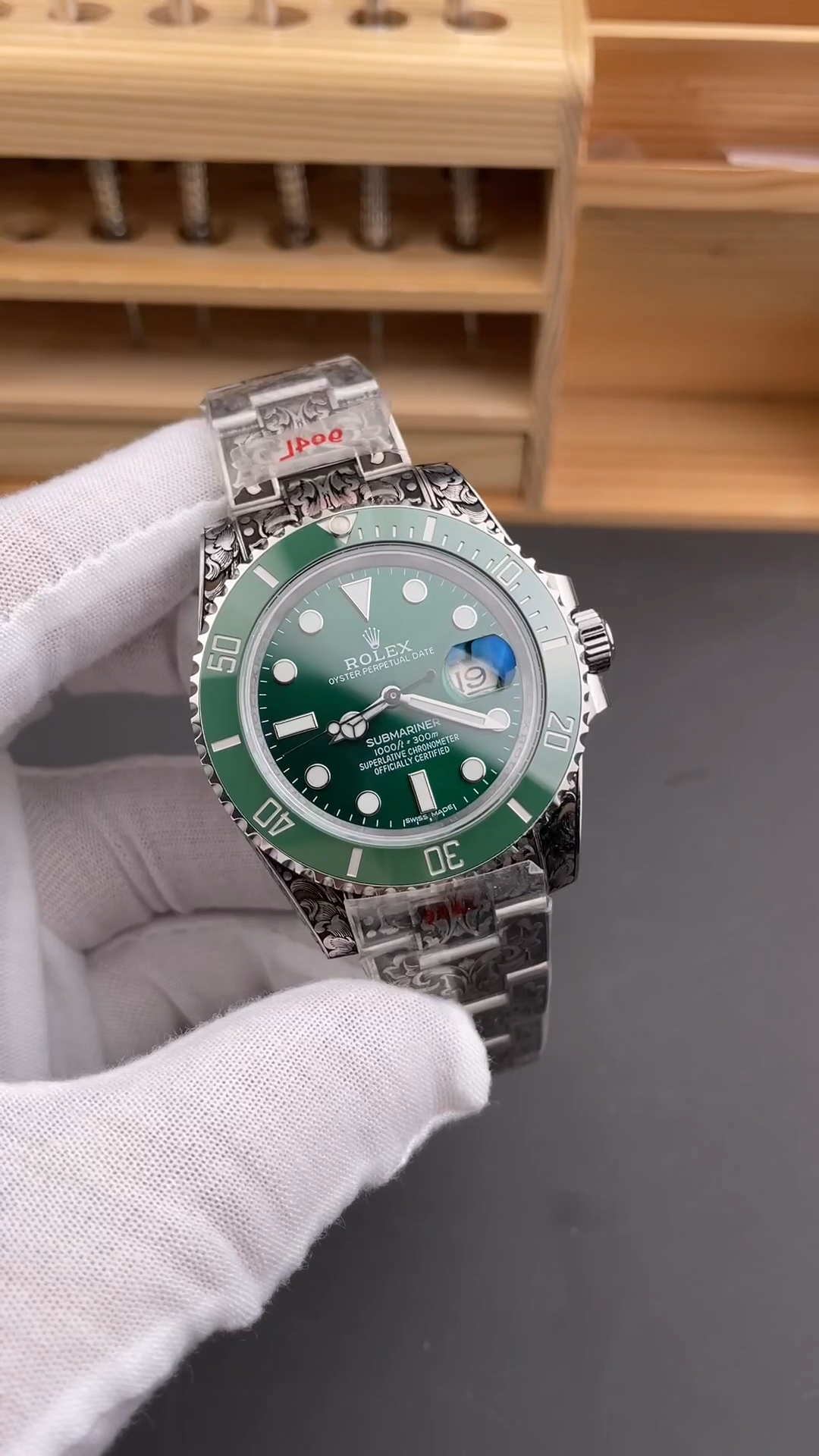 Huckleberry Custom Rolex Submariner Green