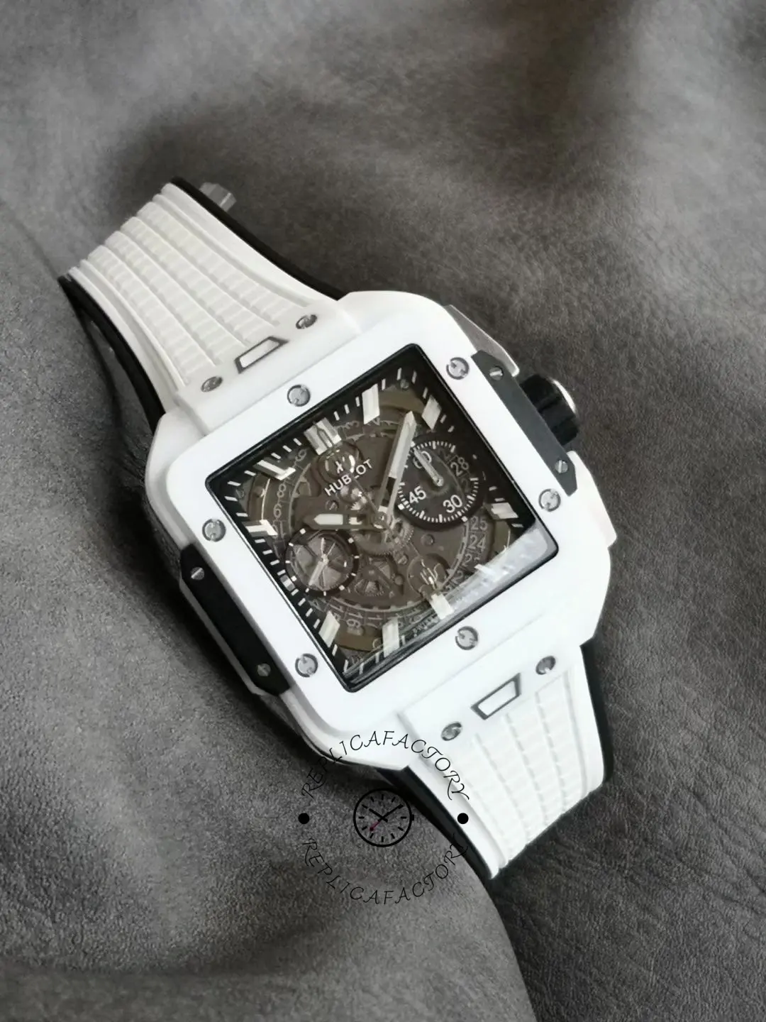 Hublot Spirit of Big Bang 821.HX.0170.RX 42mm Mens