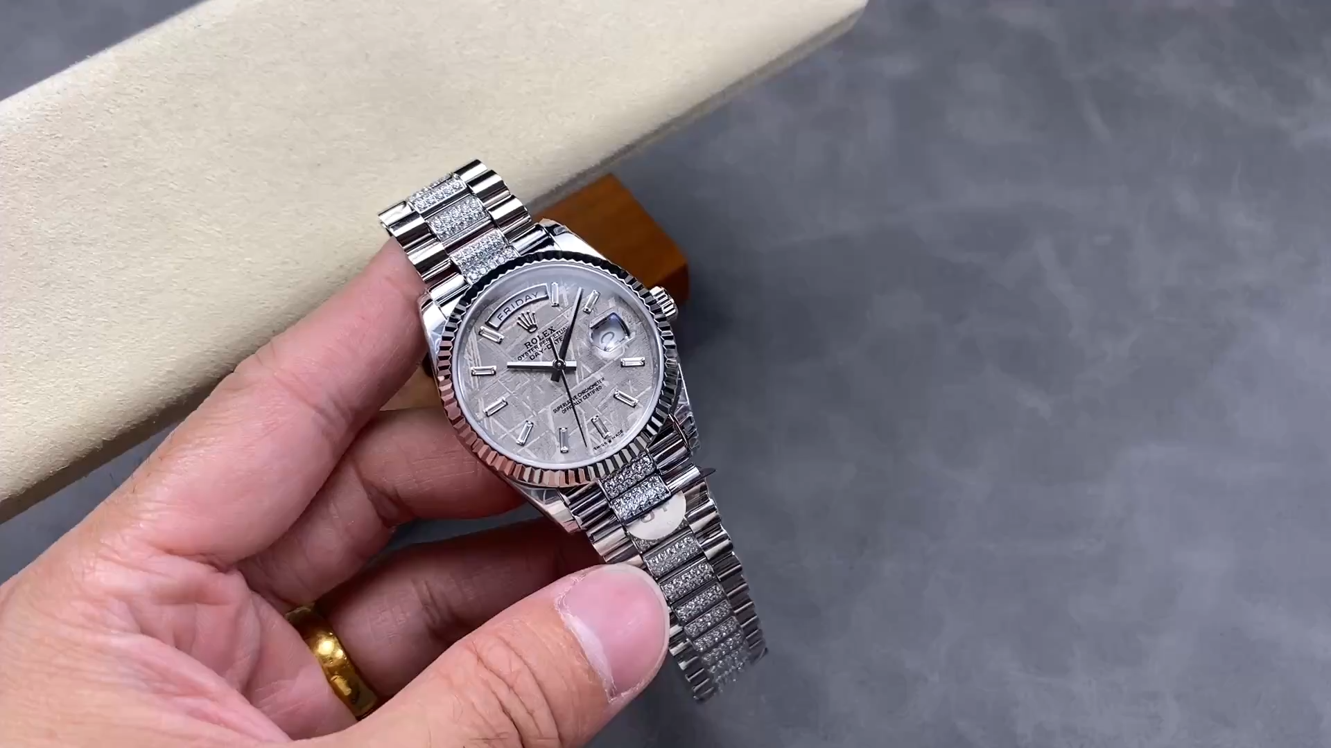 Rolex Day-Date Meteorite Dial Diamond-Set President 228239 1:1 Clone