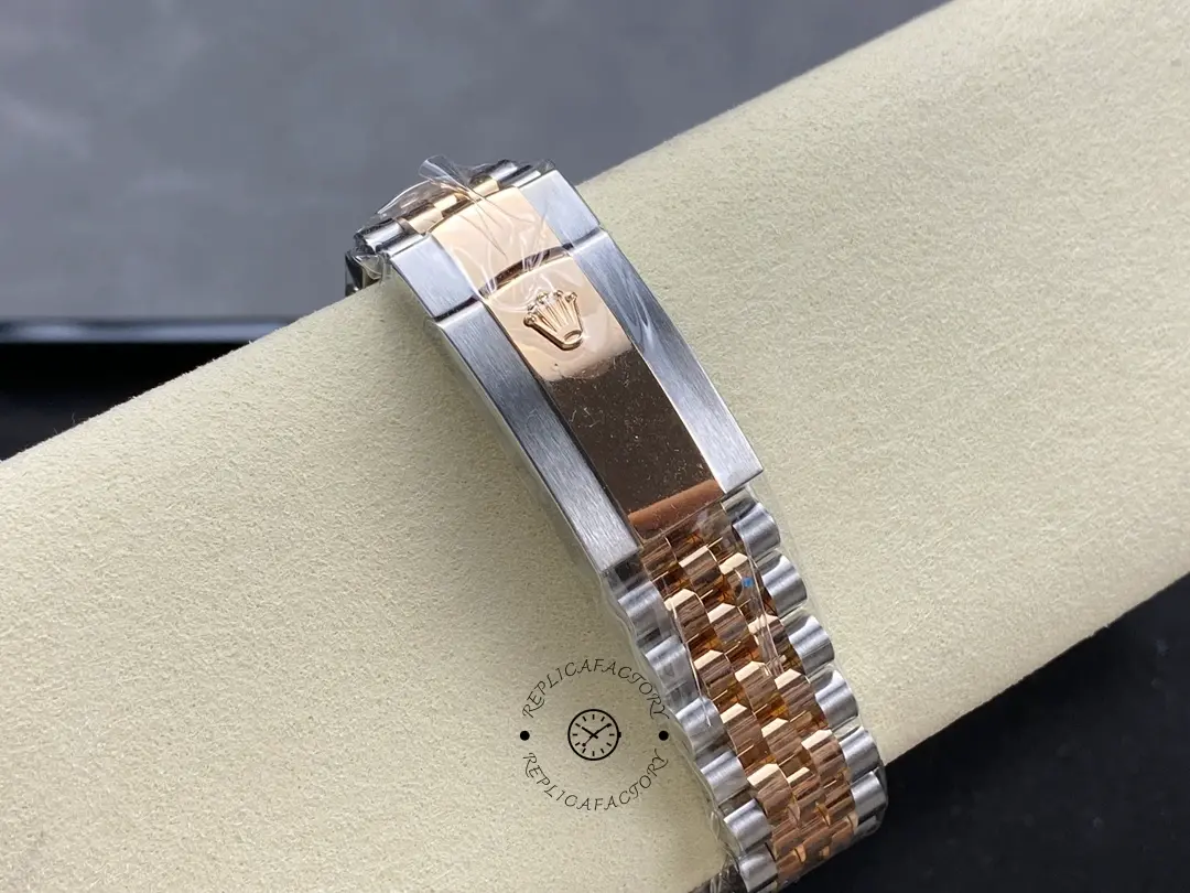 Rolex Datejust 41mm Two Tone Rose Gold Jubilee Band Sundust Index Dial 126331 0010