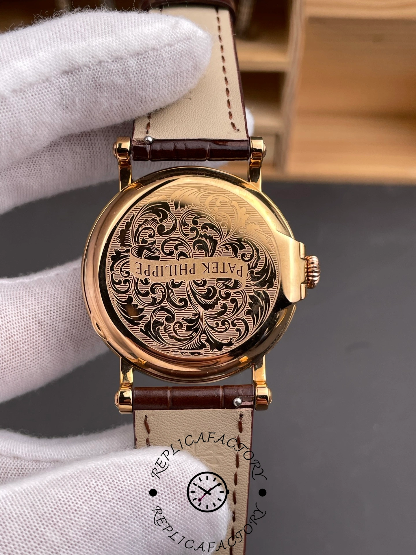 Patek Philippe Calatrava 5153R-001 Date Black Dial 38mm