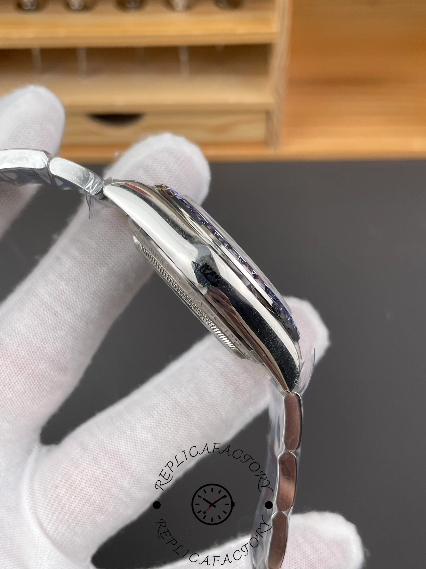 Rolex Daytona Blue Sapphire Bezel 126599TSA 40mm
