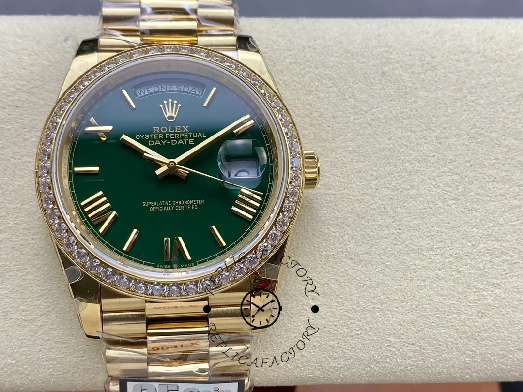 Rolex Day Date 40 18K Yellow Gold Green Dial Diamond Bezel M228348RBR 0040 Men's Watch