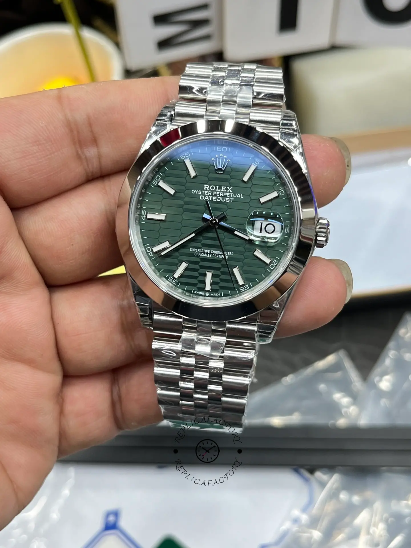 Rolex Datejust 41 Mint Green Dial with Smooth Bezel 126300 Men's Watch